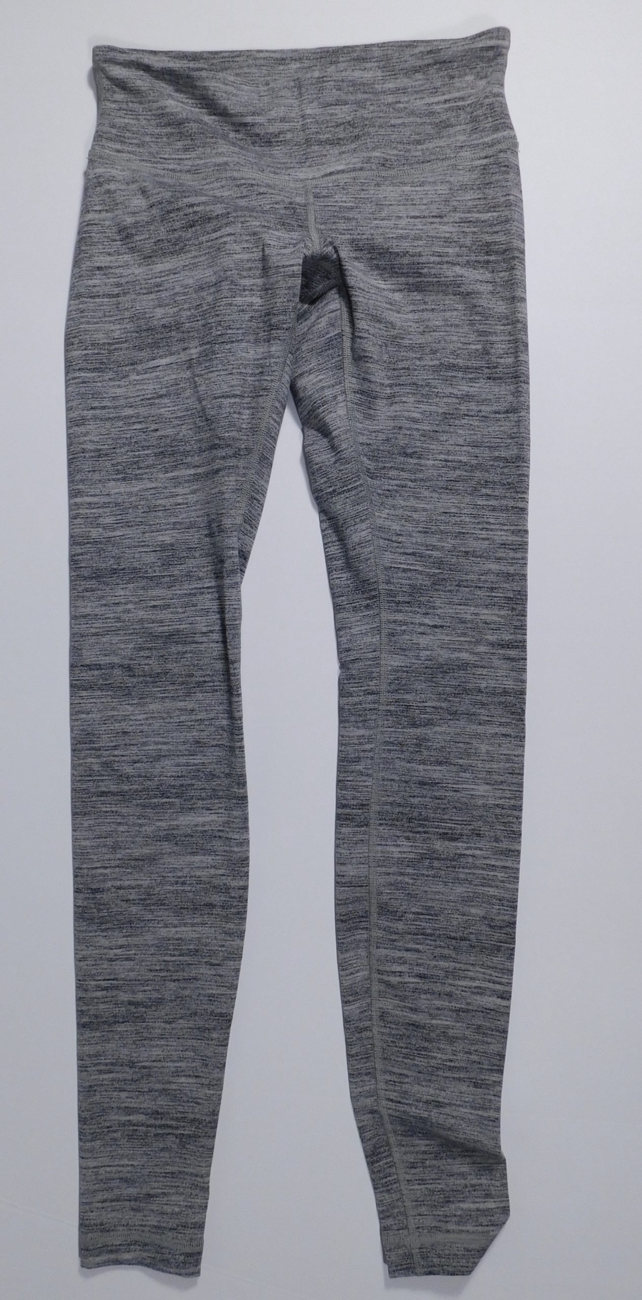 LULULEMON Woman's Gray Striae Nylon Lycra Legging Pants Sz 4 - Image 3