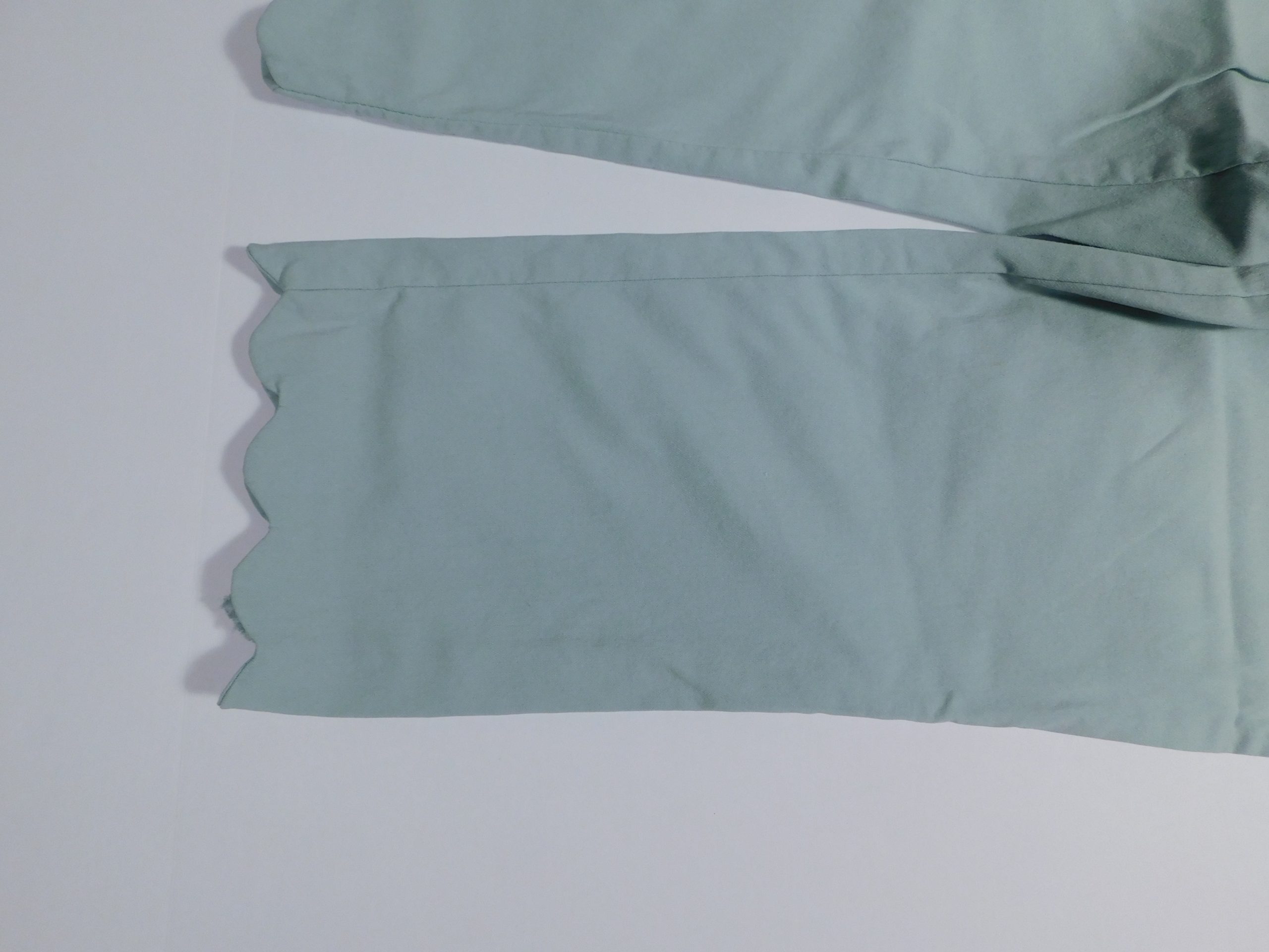 VAN HEUSEN Women's Seafoam Green Pull On Cropped Pant Sz 6 - Image 5