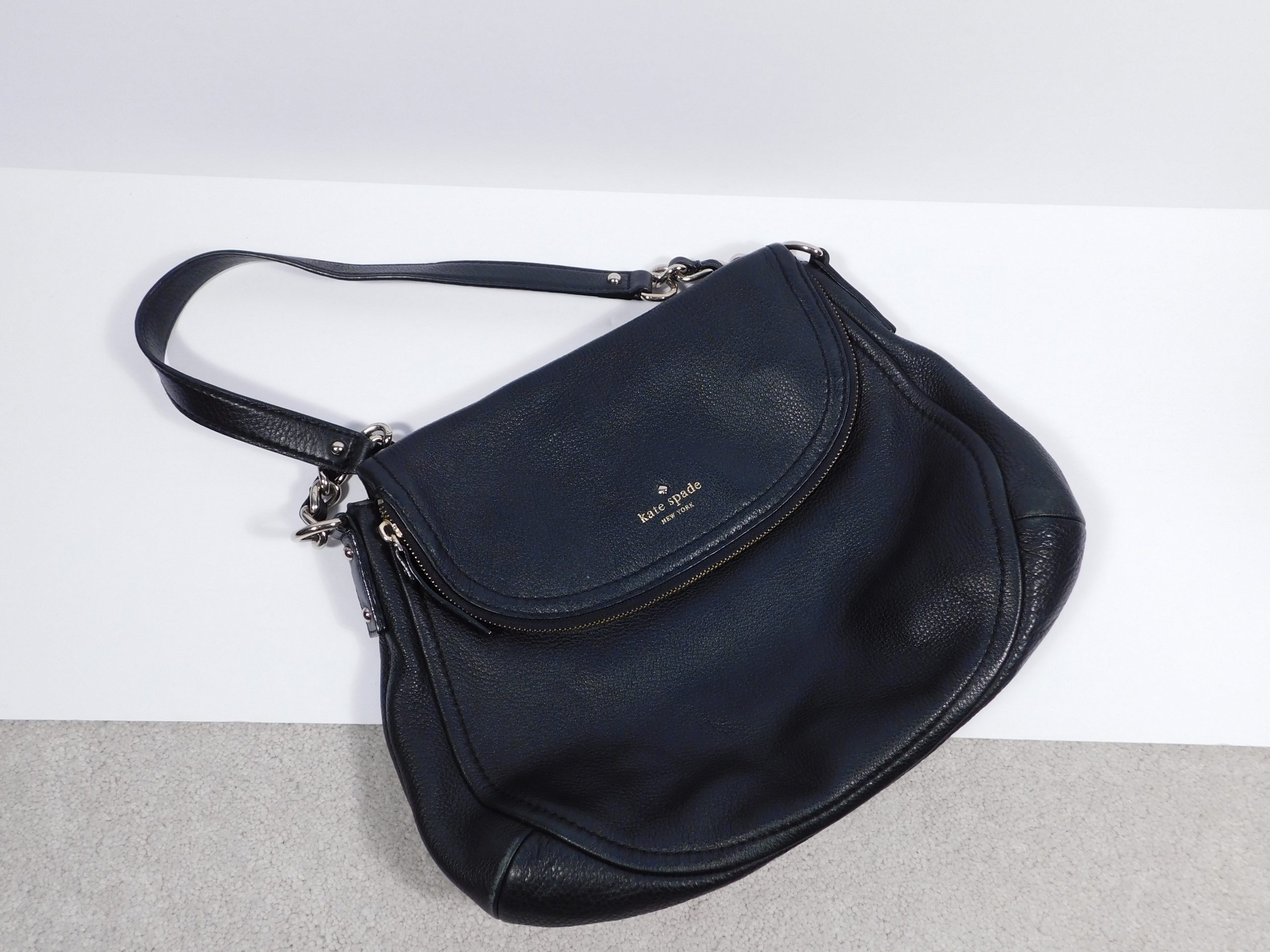 Authentic Kate Spade Black Gold Tone Hardware Magnetic Close Pebbled Leather Handbag