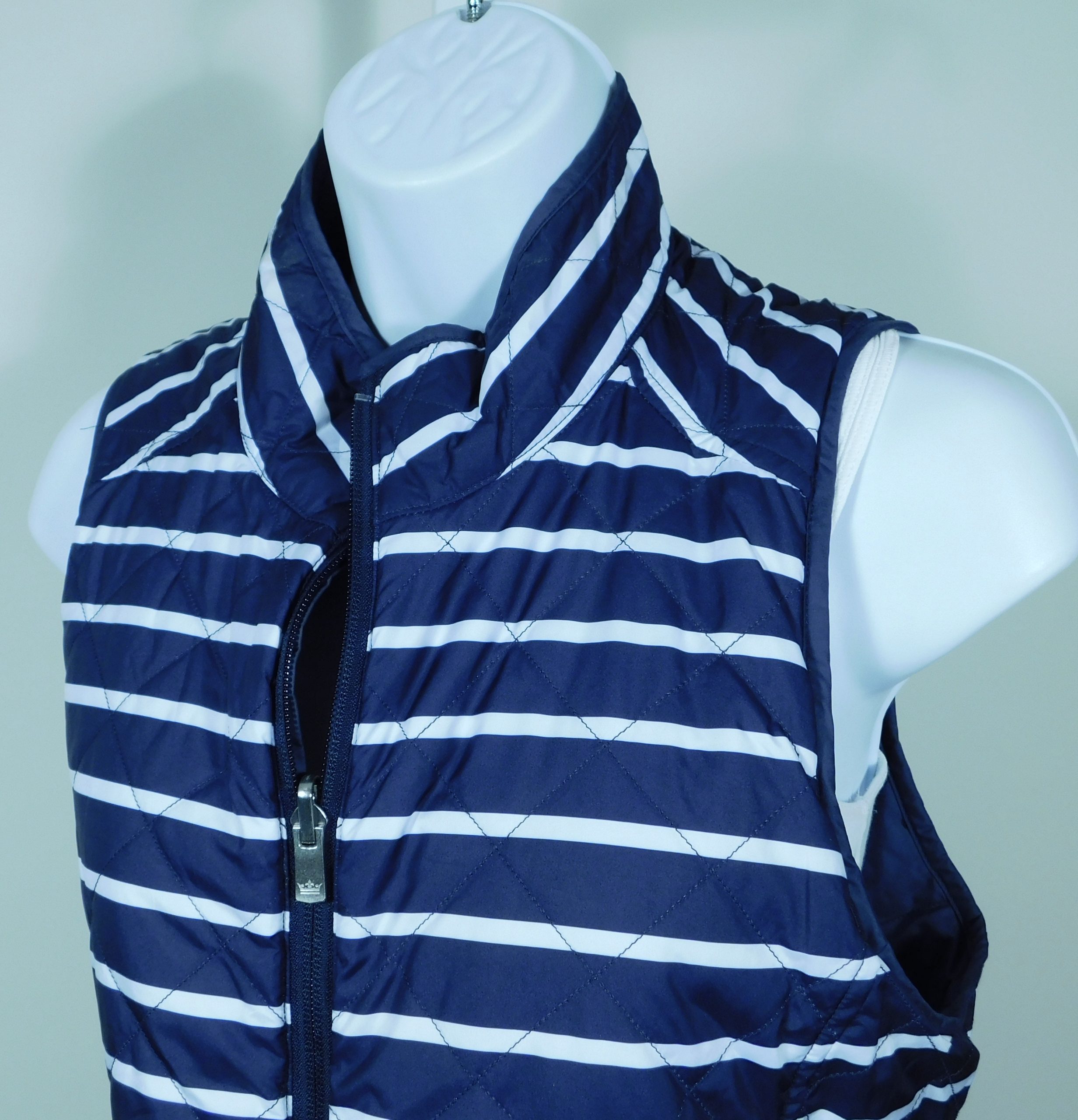 PETER MILLAR Women's Navy White "Notre Dame" Reversible Zip Front Quilted Vest Sz M ($185) - Image 8