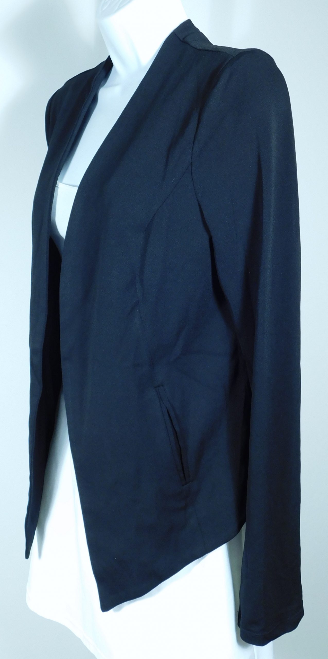 OLIVIA GREY NWT Women's Black Drape Front Unconstructed Blazer Jacket Sz M