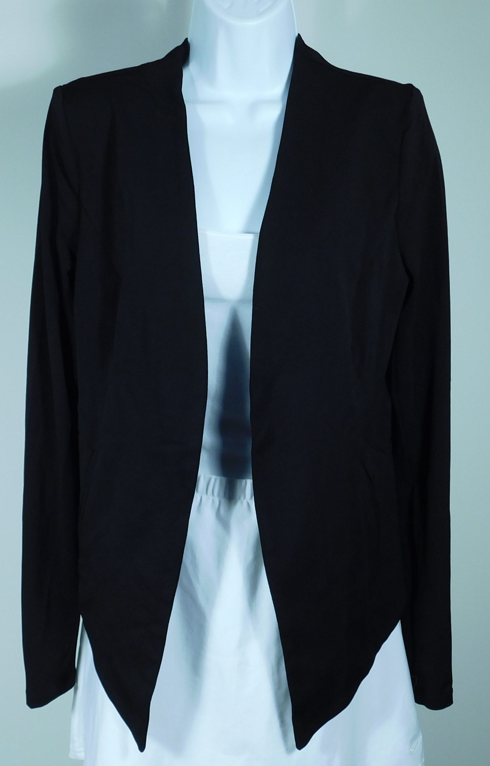 OLIVIA GREY NWT Women's Black Drape Front Unconstructed Blazer Jacket Sz M - Image 4