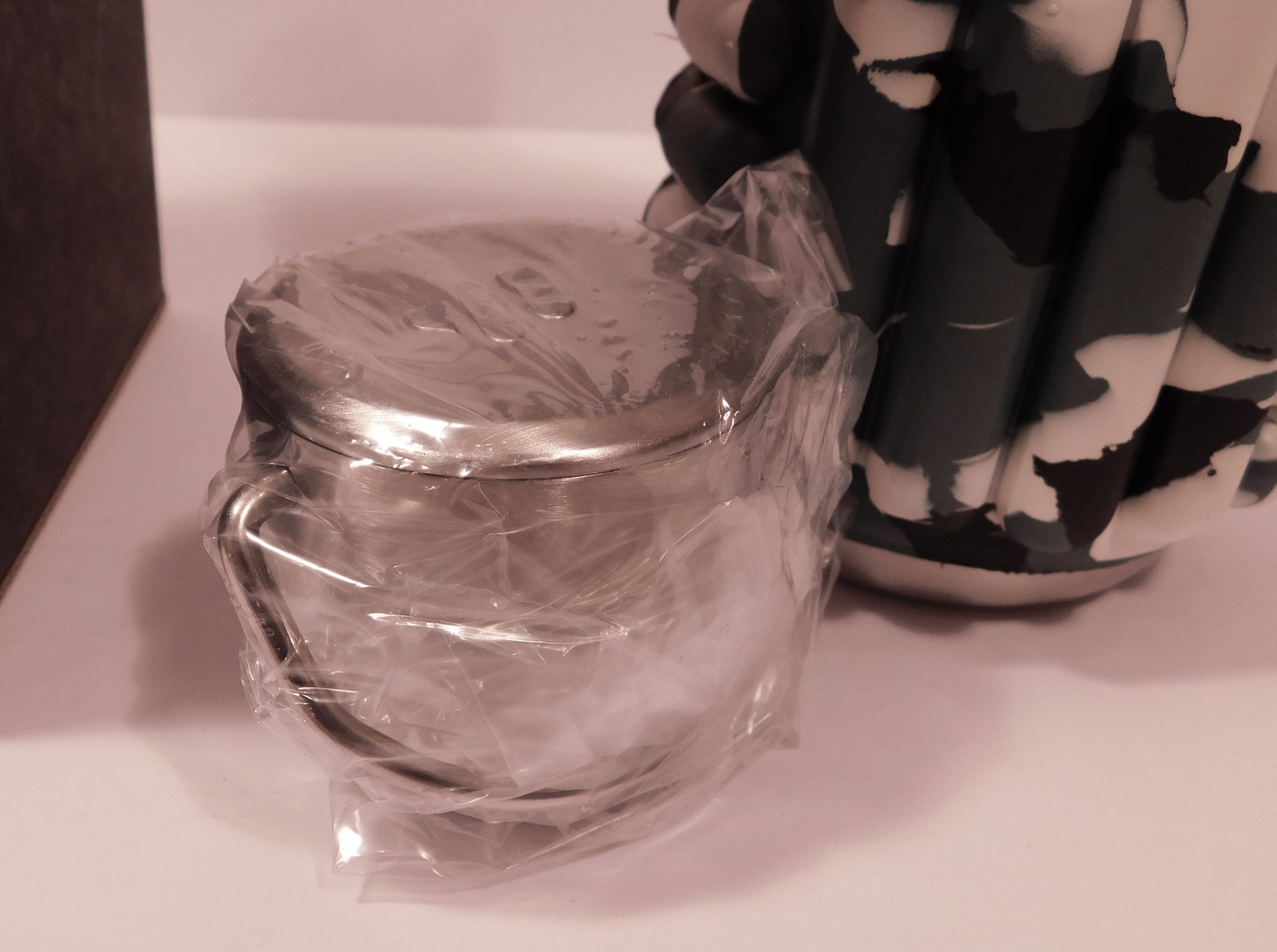 MOBOT NIB 27oz Special Ops Grace Foam Roller Water Bottle ($49.99) - Image 6