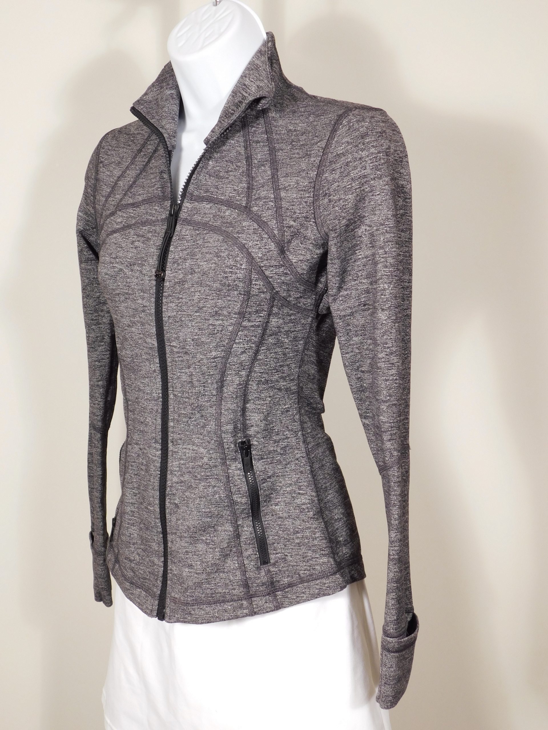 LULULEMON Women's Charcoal Gray Light Weight Scuba Full Zip Jacket Sz 4