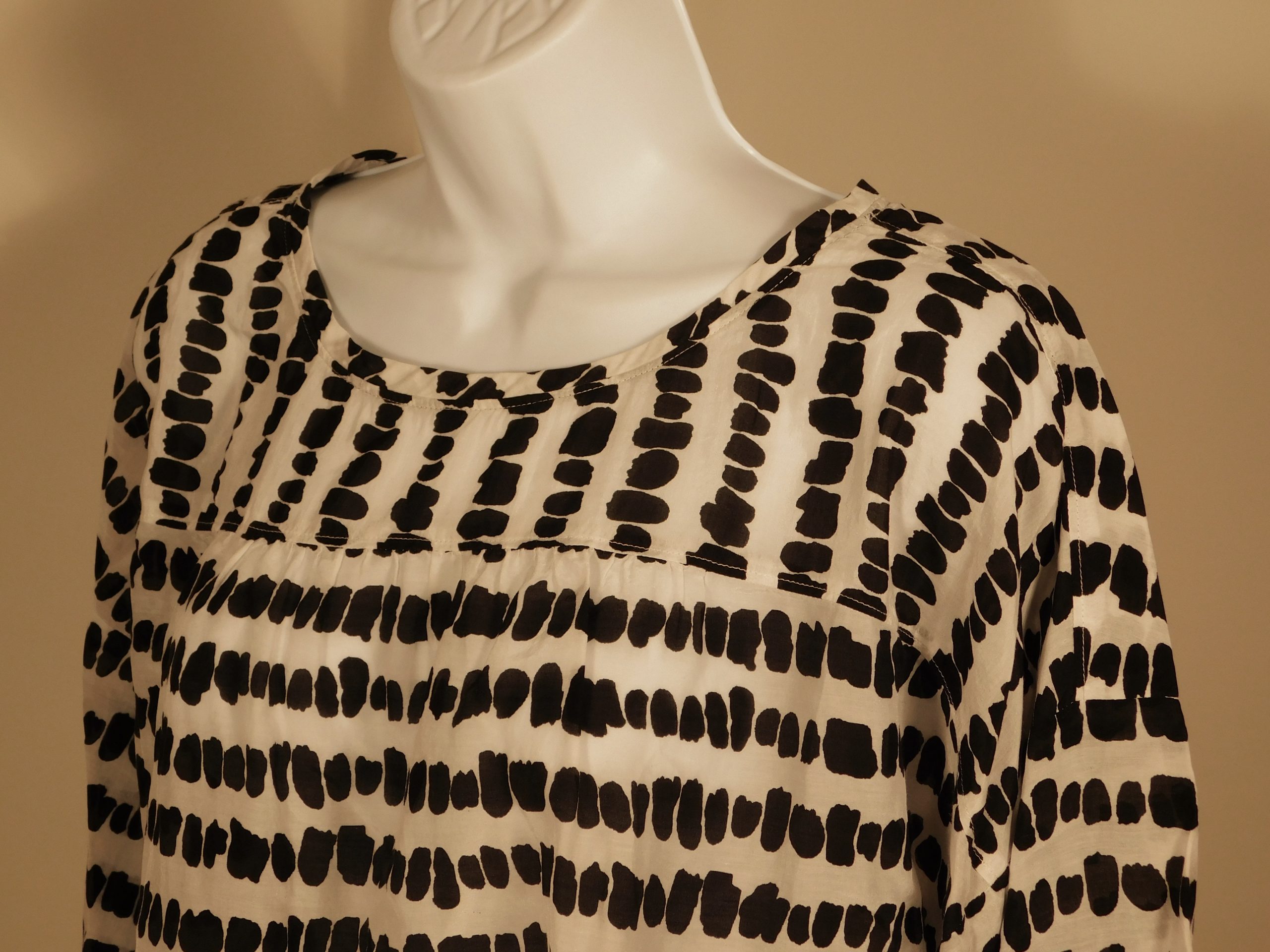 ANN TAYLOR LOFT Women's White Black Cotton Silkd Short Sleeve Scoop Neck Tunic Blouse Sz M - Image 3