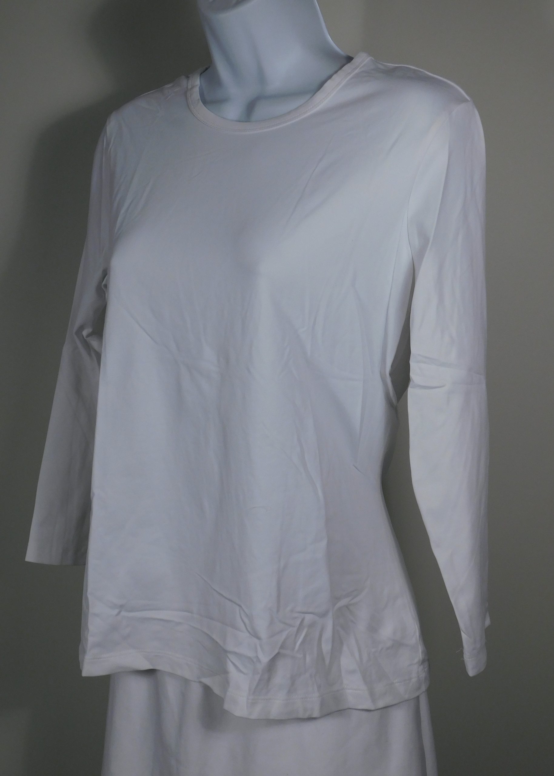 J MCLAUGHLIN Women's White Nylon Stretch Knit Long Sleeved T-Shirt Sz M