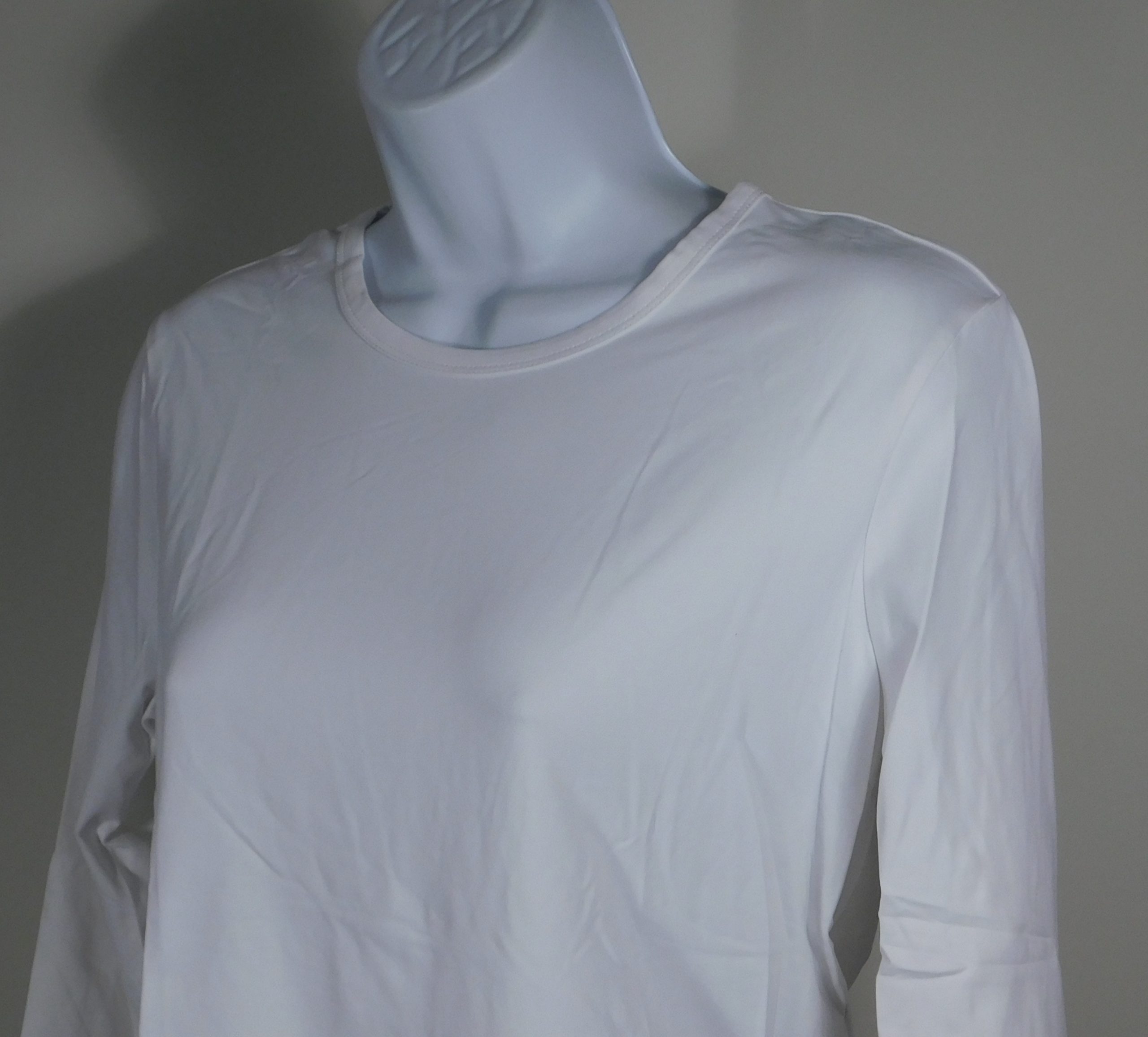 J MCLAUGHLIN Women's White Nylon Stretch Knit Long Sleeved T-Shirt Sz M - Image 3
