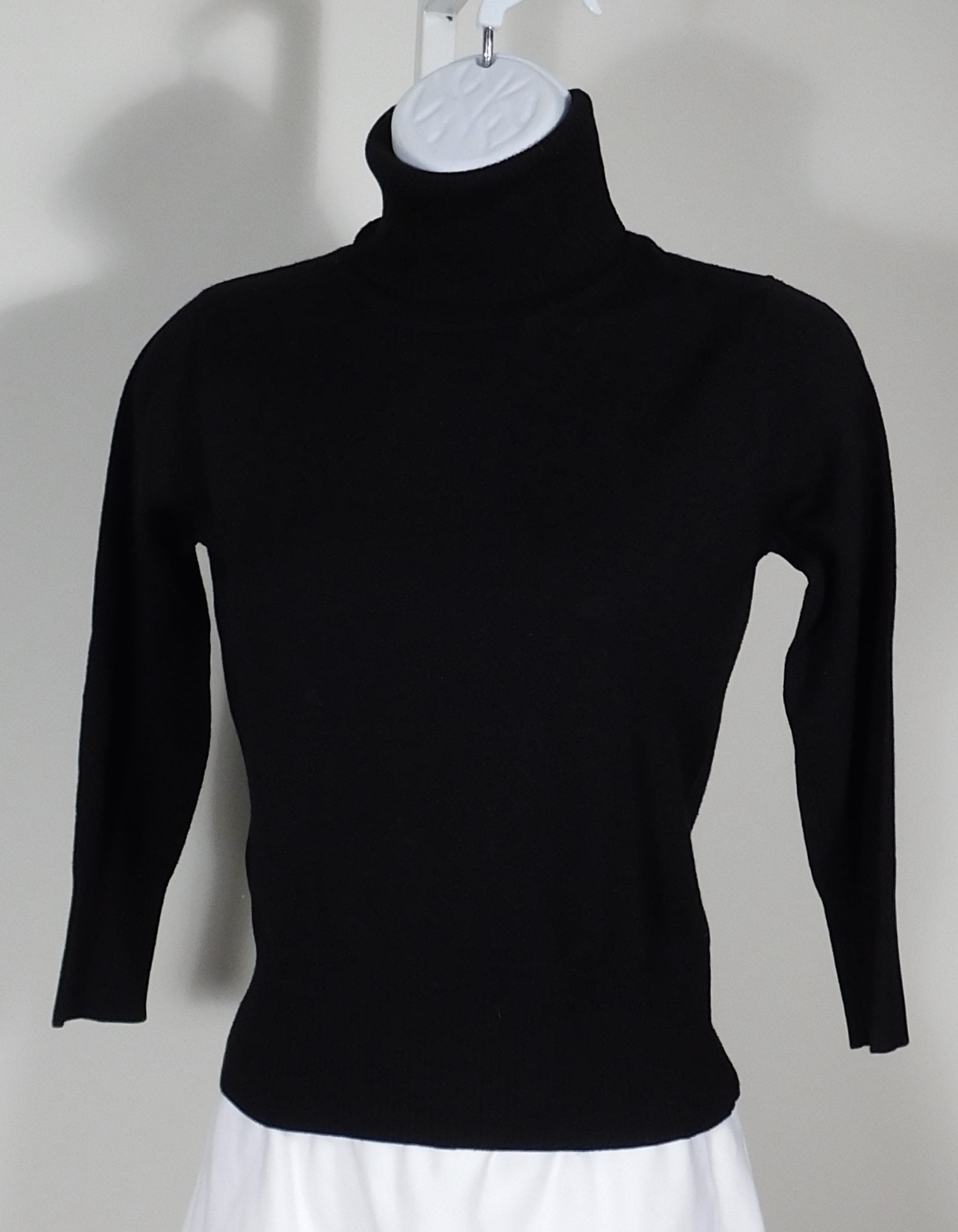 BANANA REPUBLIC Women's Black Merino Wool Turtleneck Sweater Sz XS - Image 3