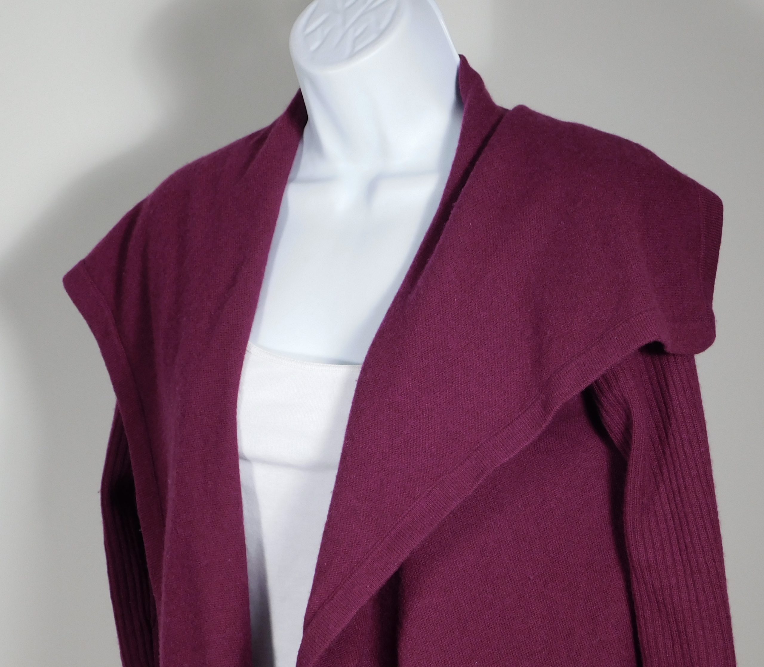 C BY BLOOMINGDALES CASHMERE Women's Magenta Cashmere Cardigan Sweater Sz XS - Image 3