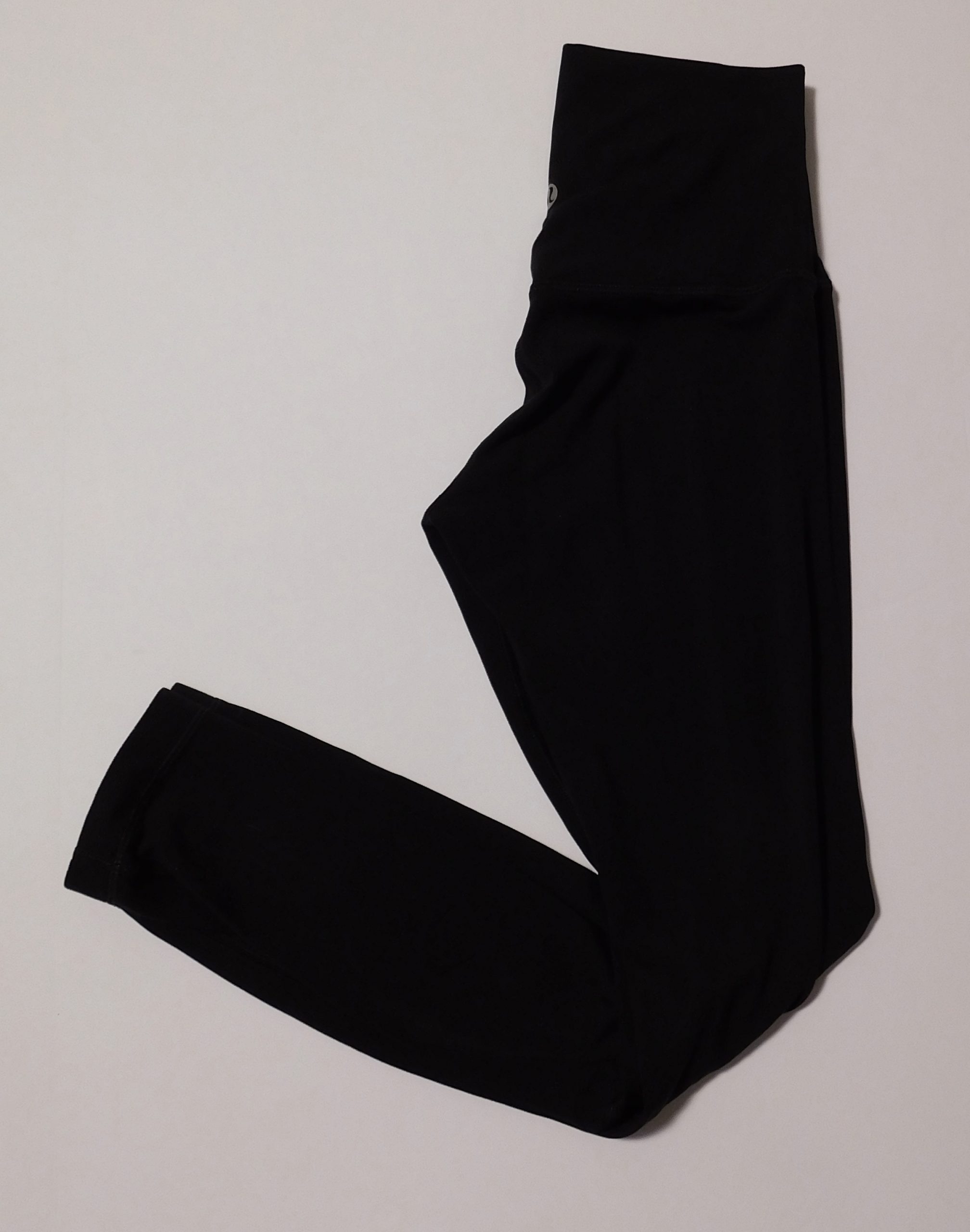 LULULEMON Woman's Black High Waist Align Cropped Legging Pant Sz 4