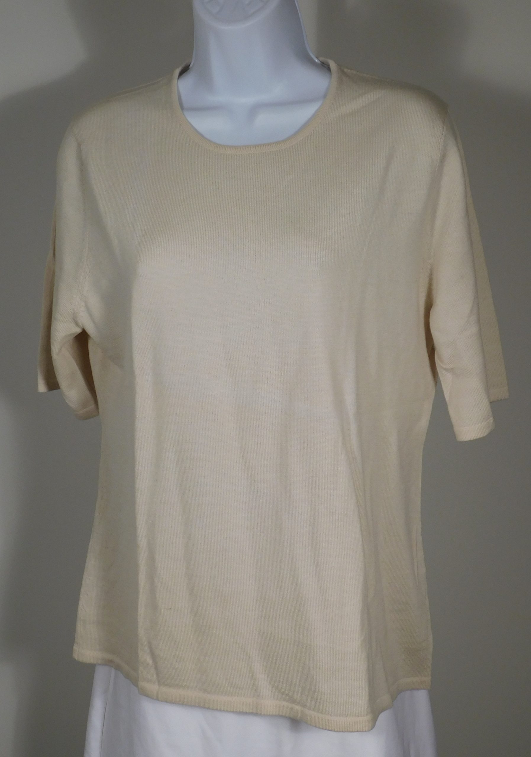 J MCLAUGHLIN Women's Beige Soft Merino Wool Short Sleeve Sweater Sz L - Image 4
