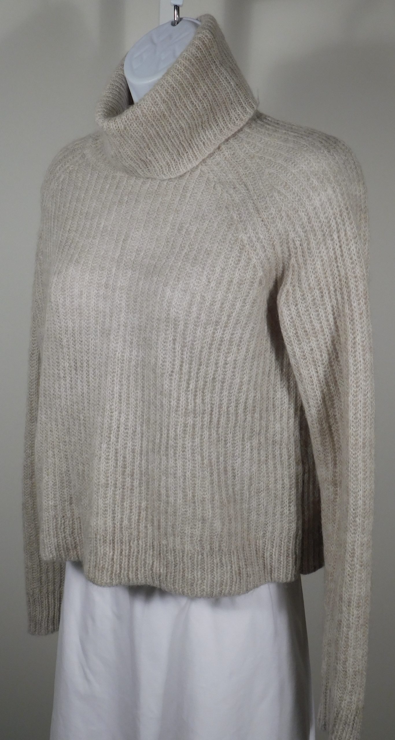 TALULA BY ANTHROPOLOGIE Women's Beige Ribed Wool Blend Pullover Boxy Turtleneck Sweater Sz XS