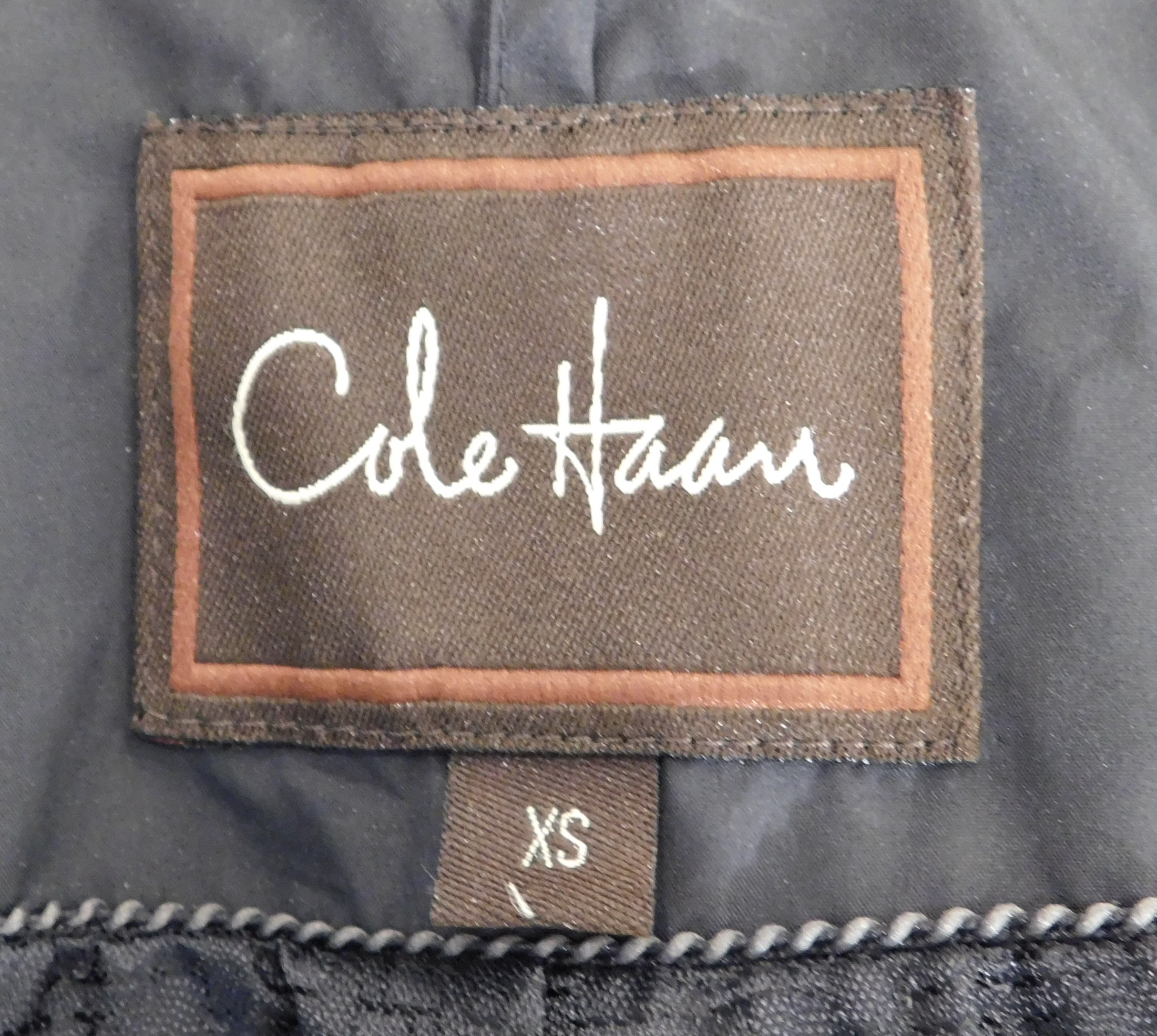COLE HAAN Women's Black Light Weight Zip Front Self Belt Windbreaker Jacket Sz XS - Image 7