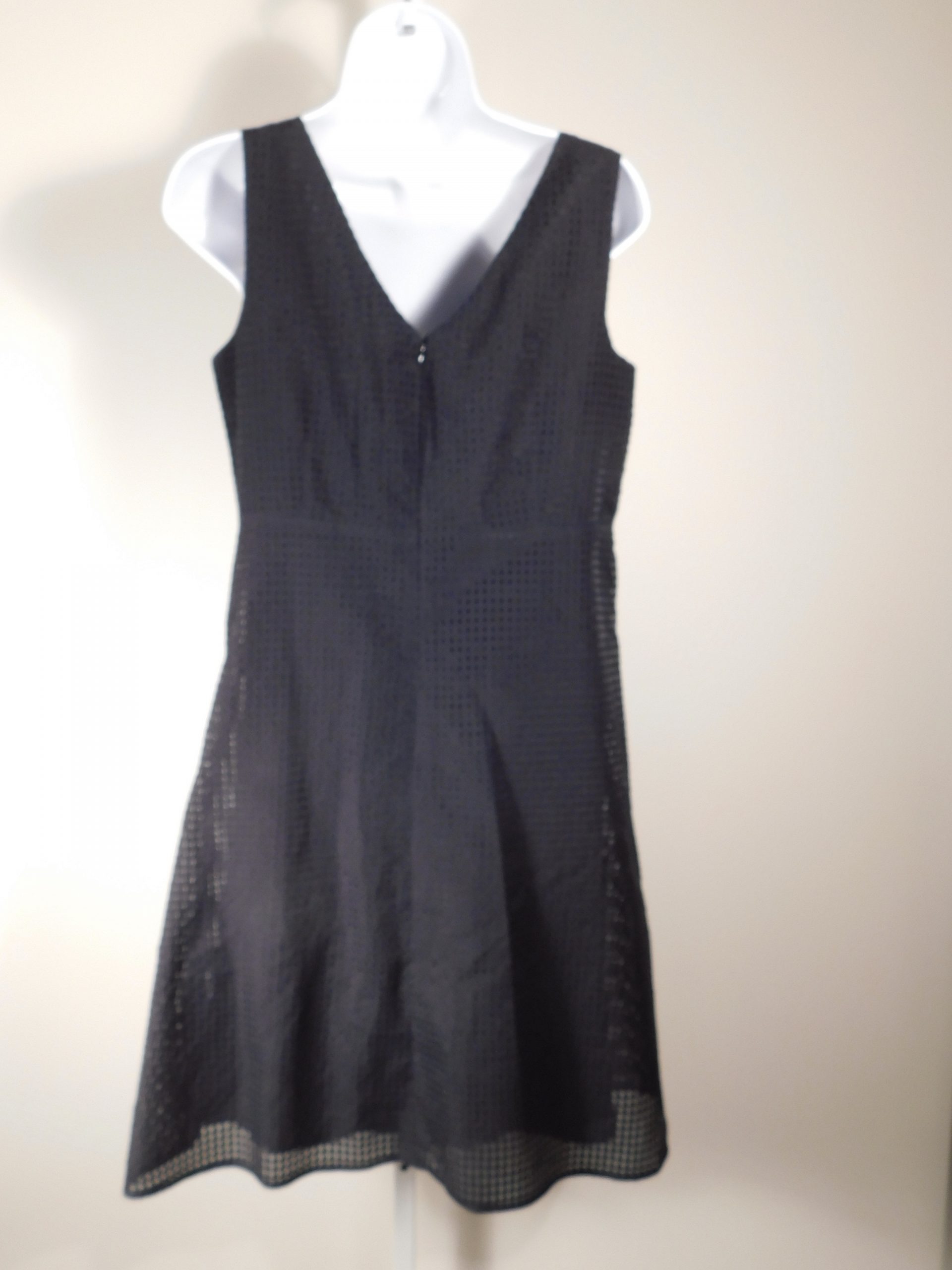 AKRIS Women's Black Textured Check Sleeveless Inverted Front Pleat Dress Sz 6 ($1140) - Image 5