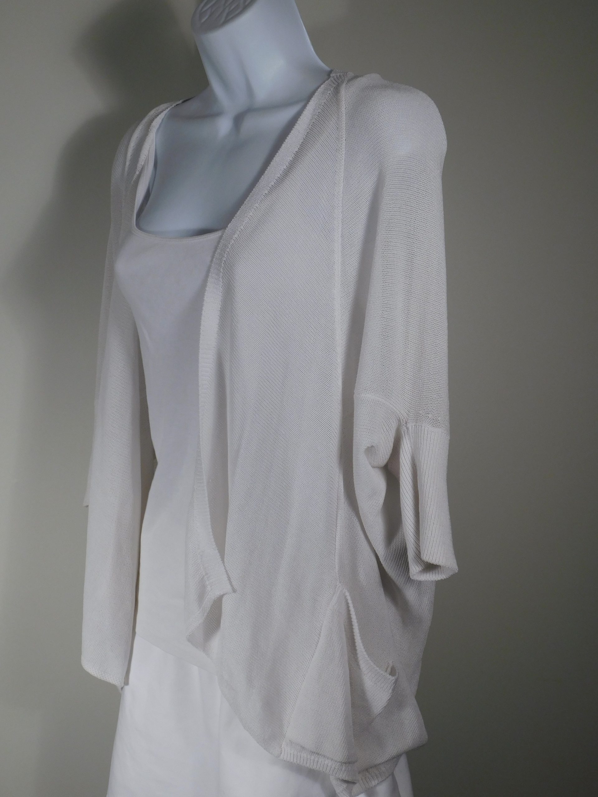 CLUB MONACO Women's Ivory Short Sleeve Thin Knit Cardigan Sweater Sz XS/P