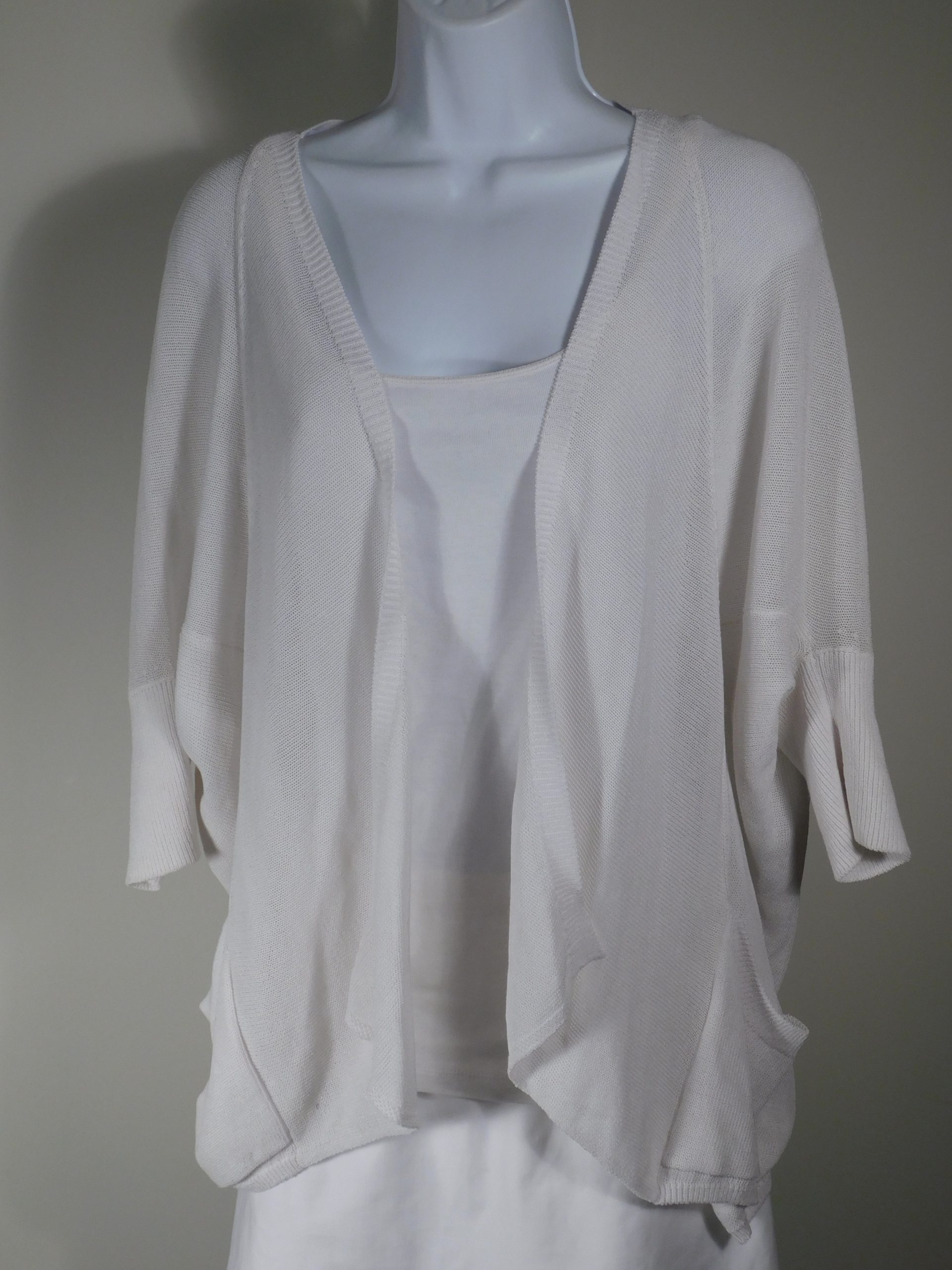 CLUB MONACO Women's Ivory Short Sleeve Thin Knit Cardigan Sweater Sz XS/P - Image 2