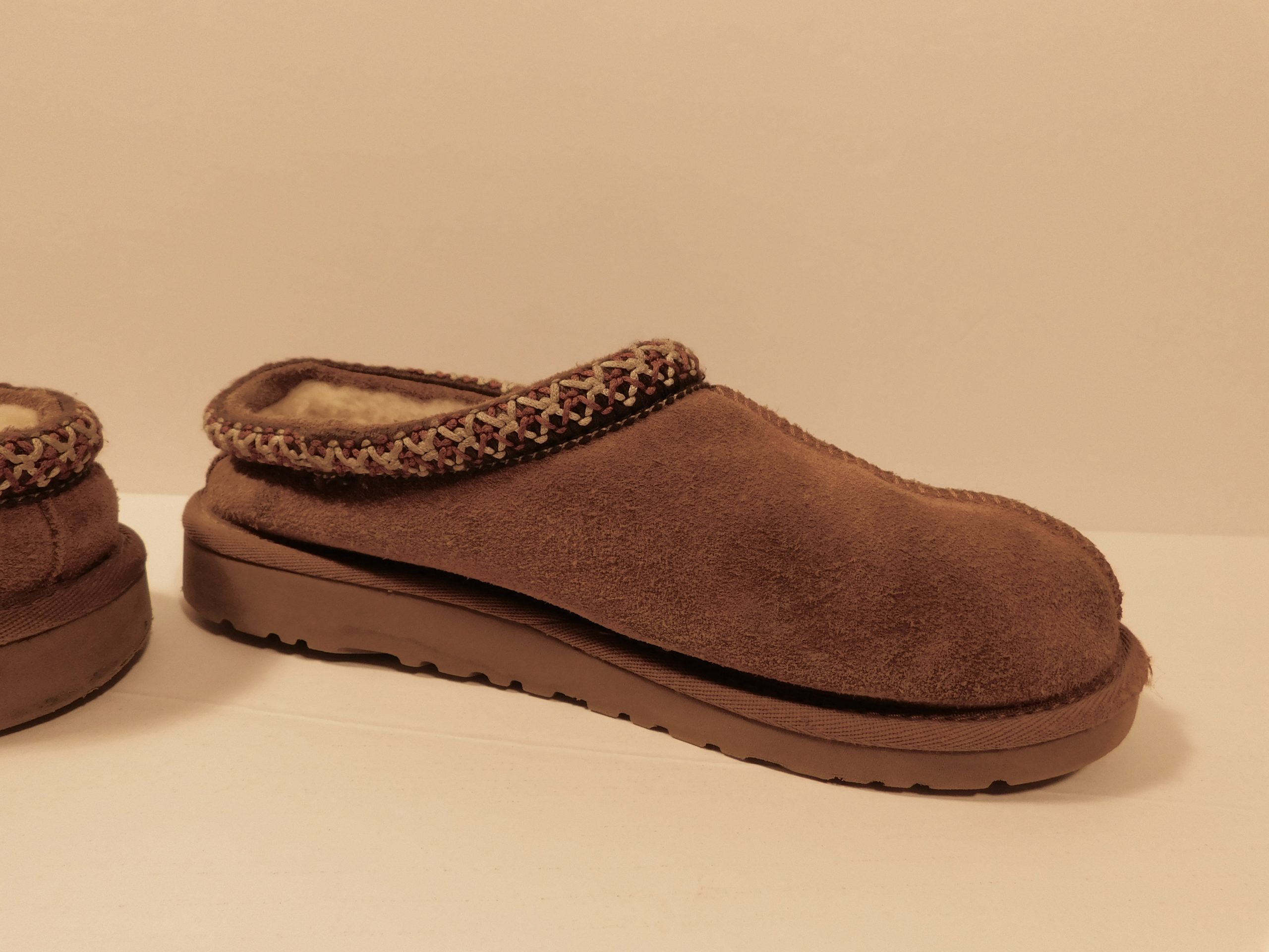 UGG Chestnut Suede Sheepskin Lining Tasman Slipper Shoe Sz 4 ($70)