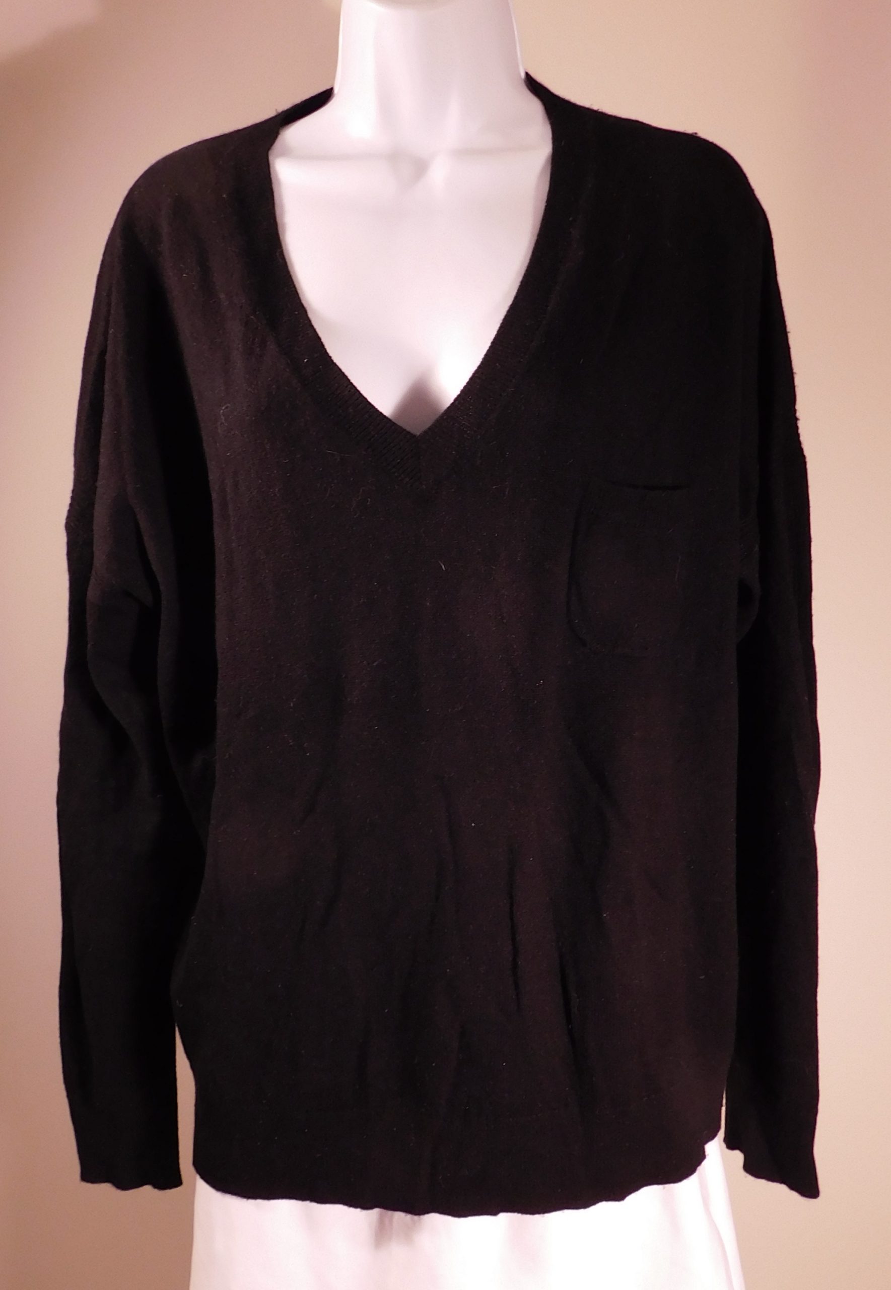 J CREW COLLECTION ITALIAN CASHMERE Women's Black V-Neck Boxy Sweater Sz L ($198) - Image 4