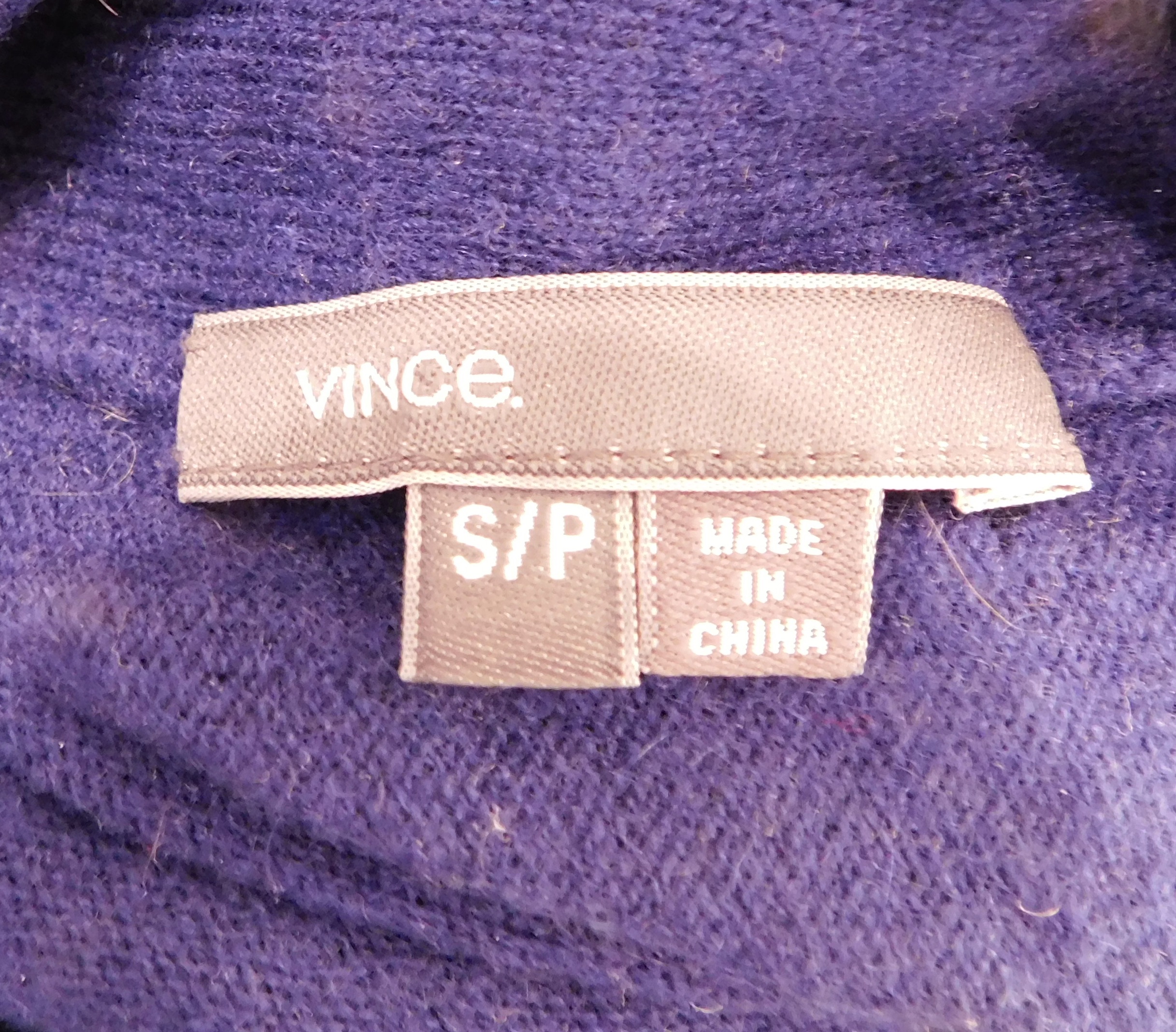 VINCE Women's Blue Cashmere Turtleneck Sweater Sz S/P - Image 6