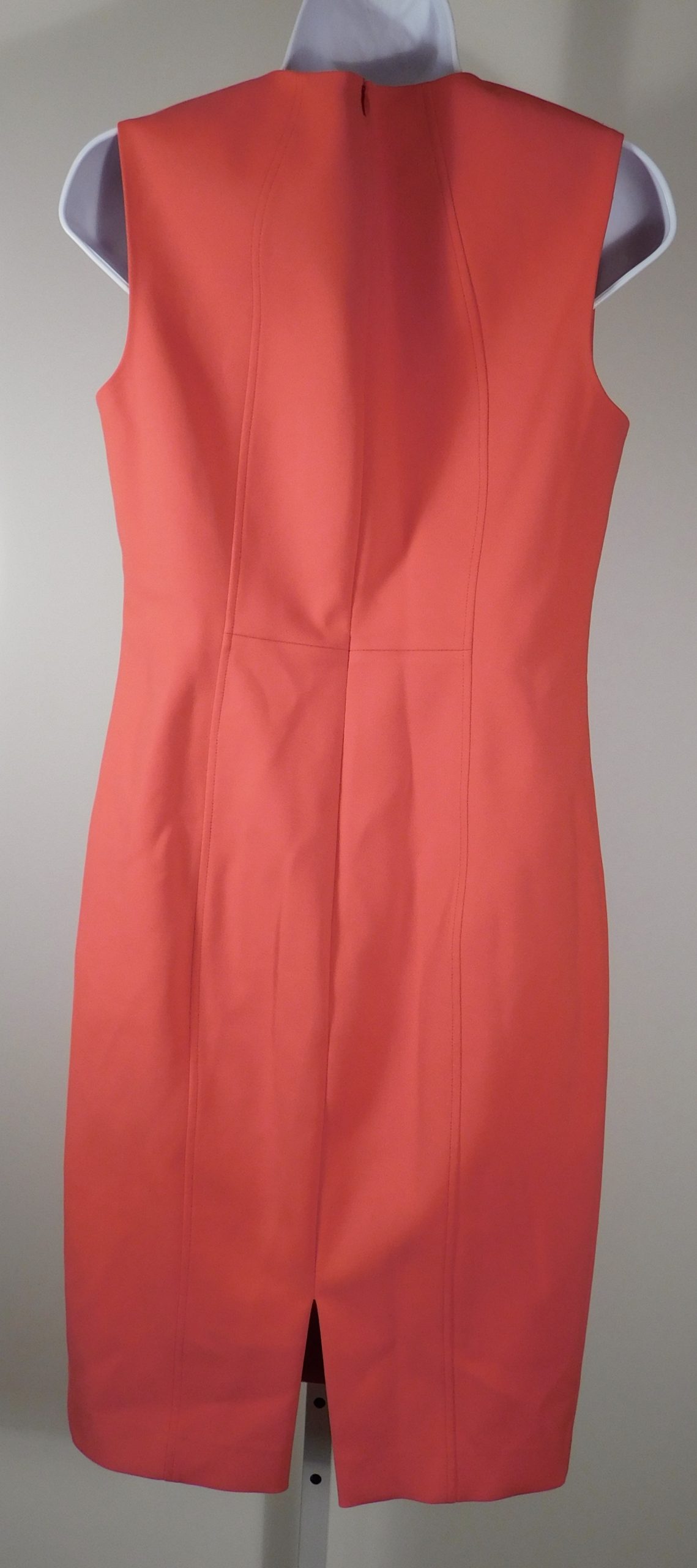 ST JOHN Women's Poppy Red Sleeveless Sheath Dress Sz 6 ($1295) - Image 6