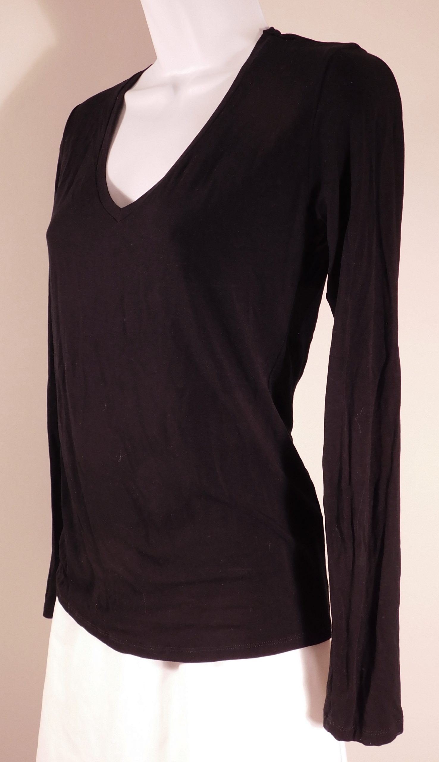 MAJESTIC FILATURES Women's Black "Superwashed" "Soft Touch" Long Sleeve V-Neck Deluxe T-Shirt Top Sz 3