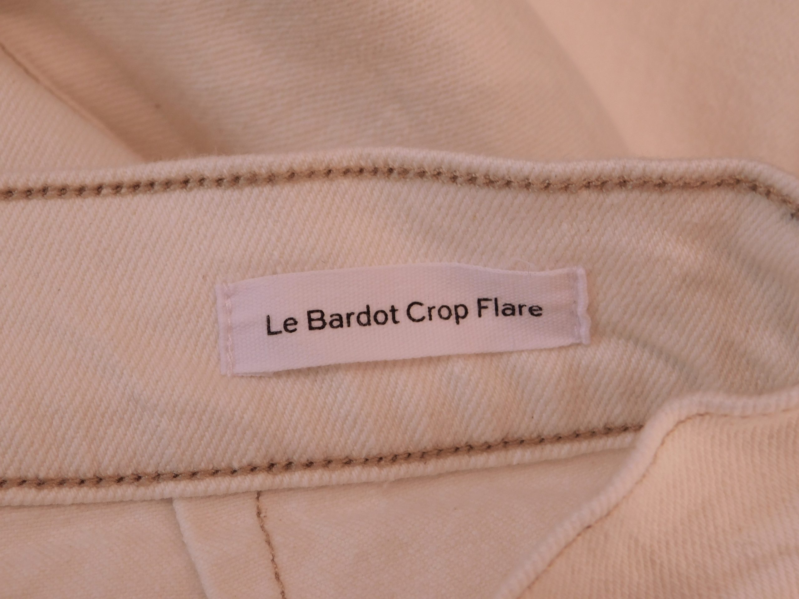 FRAME Women's Ecru Le Bardot Crop Flare Jean Sz 26 - Image 9
