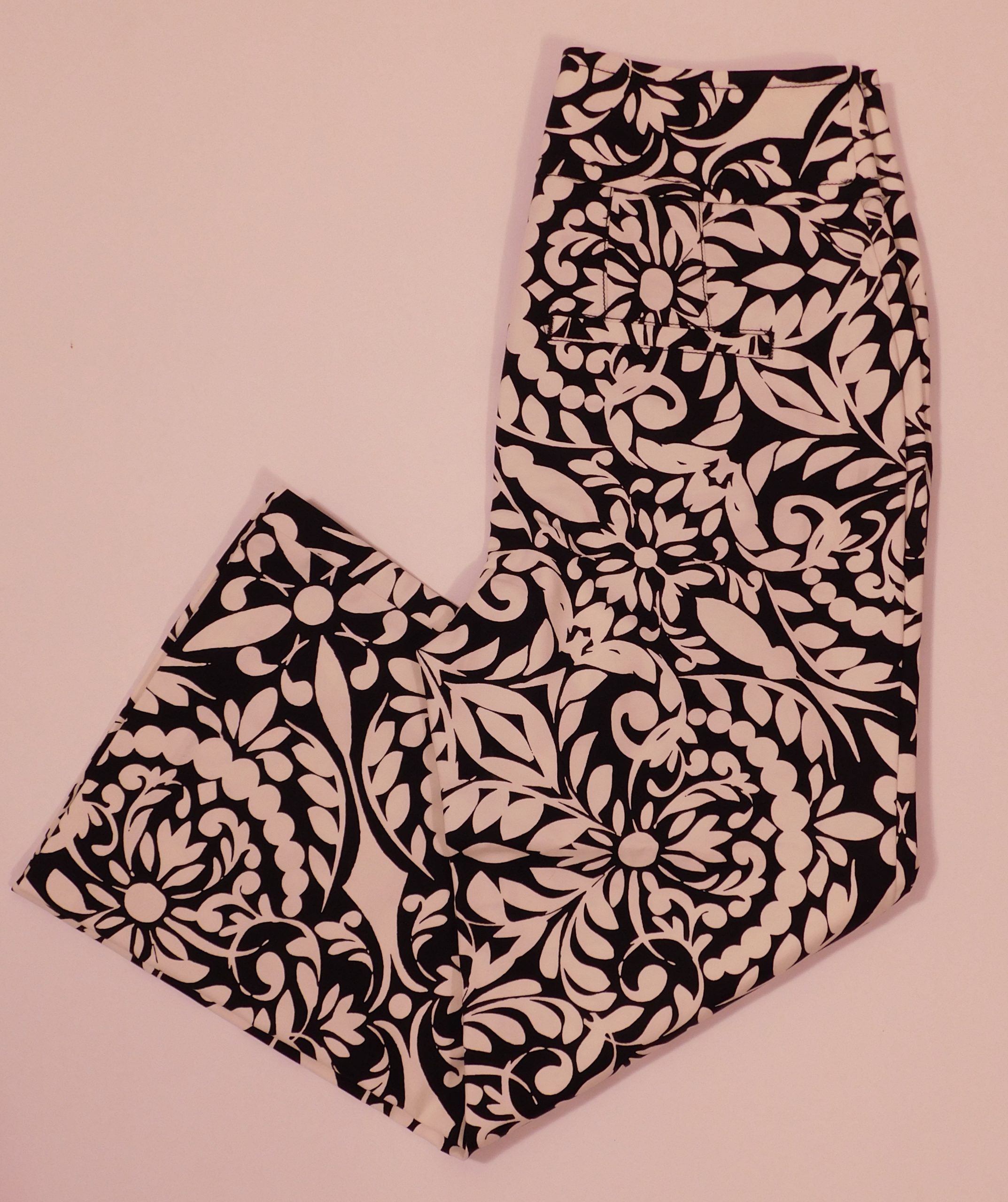 MAEVE BY ANTHROPOLOGIE Women's Black White Floral Cotton Stretch Cropped Pant Sz 4