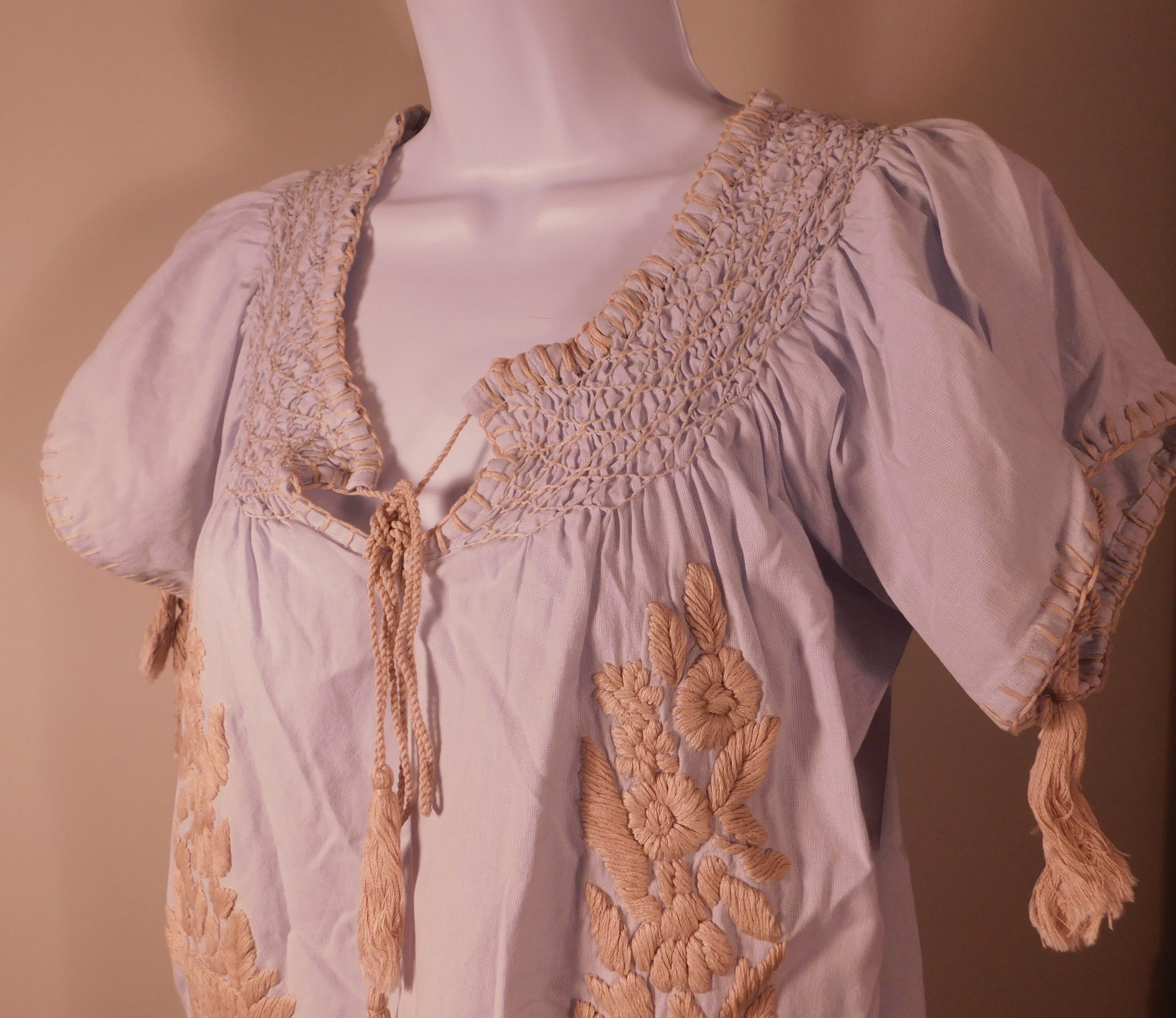 ROSE AND ROSE Women's Blue Embroidered Cotton Crochet Trim Short Sleeve Tunic Blouse Sz S ($298) - Image 3