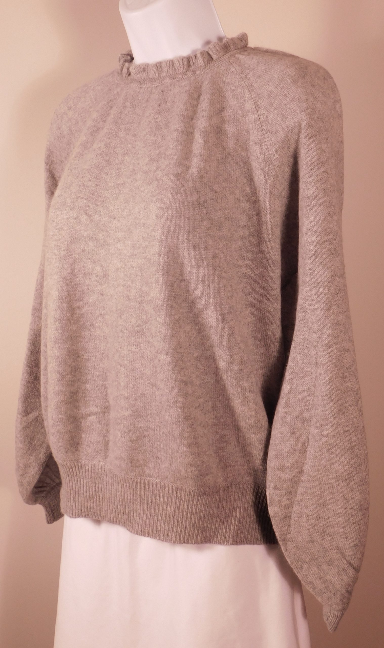 FRAME Women's Gray Cashmere Ruffle Neck Long Sleeve Josephine Sweater Sz S ($398)