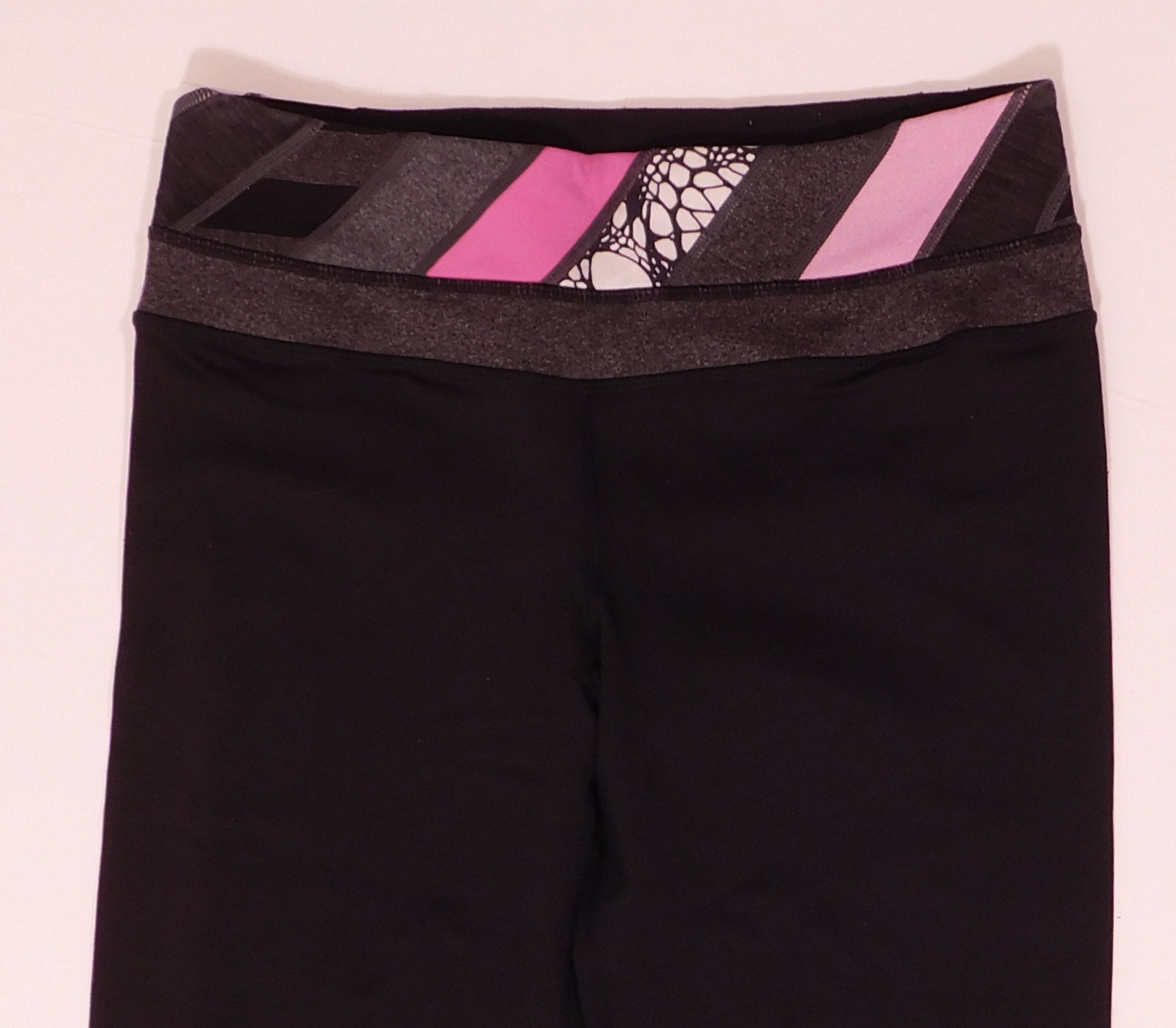 LULULEMON ATHLETICS Black W Pink Gray Print Waist Wide Leg Groove Pant Sz 6 - Image 4