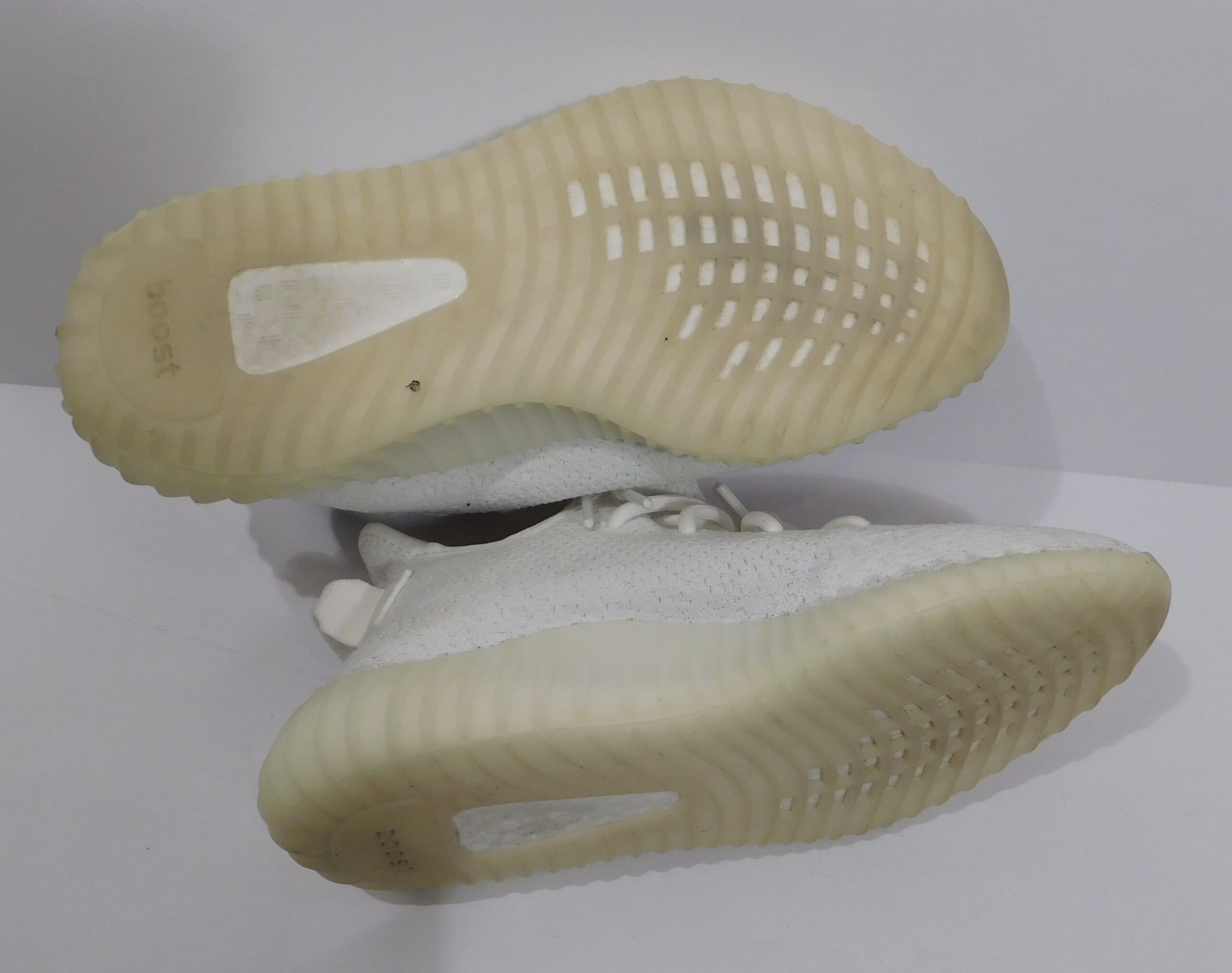 ADIDAS YEEZY BOOST 350 V2 Men's Cream White / Triple White Sneaker Sz 8 ($379) - Image 9