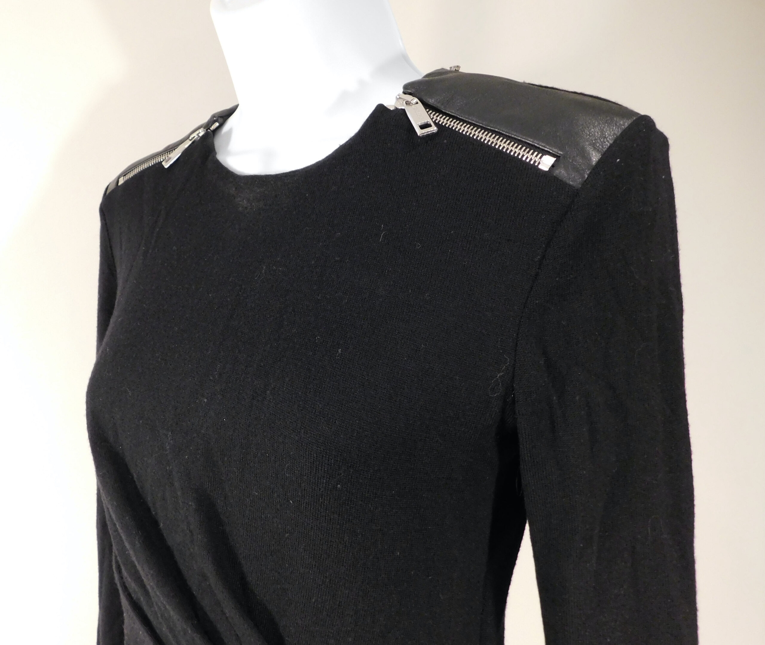 SPORTMAX BY MAX MARA Women's Black Merino Wool Leather Zipper Shoulder Long Sleeve Scoop-Neck Dress Sz 6 ($595) - Image 3