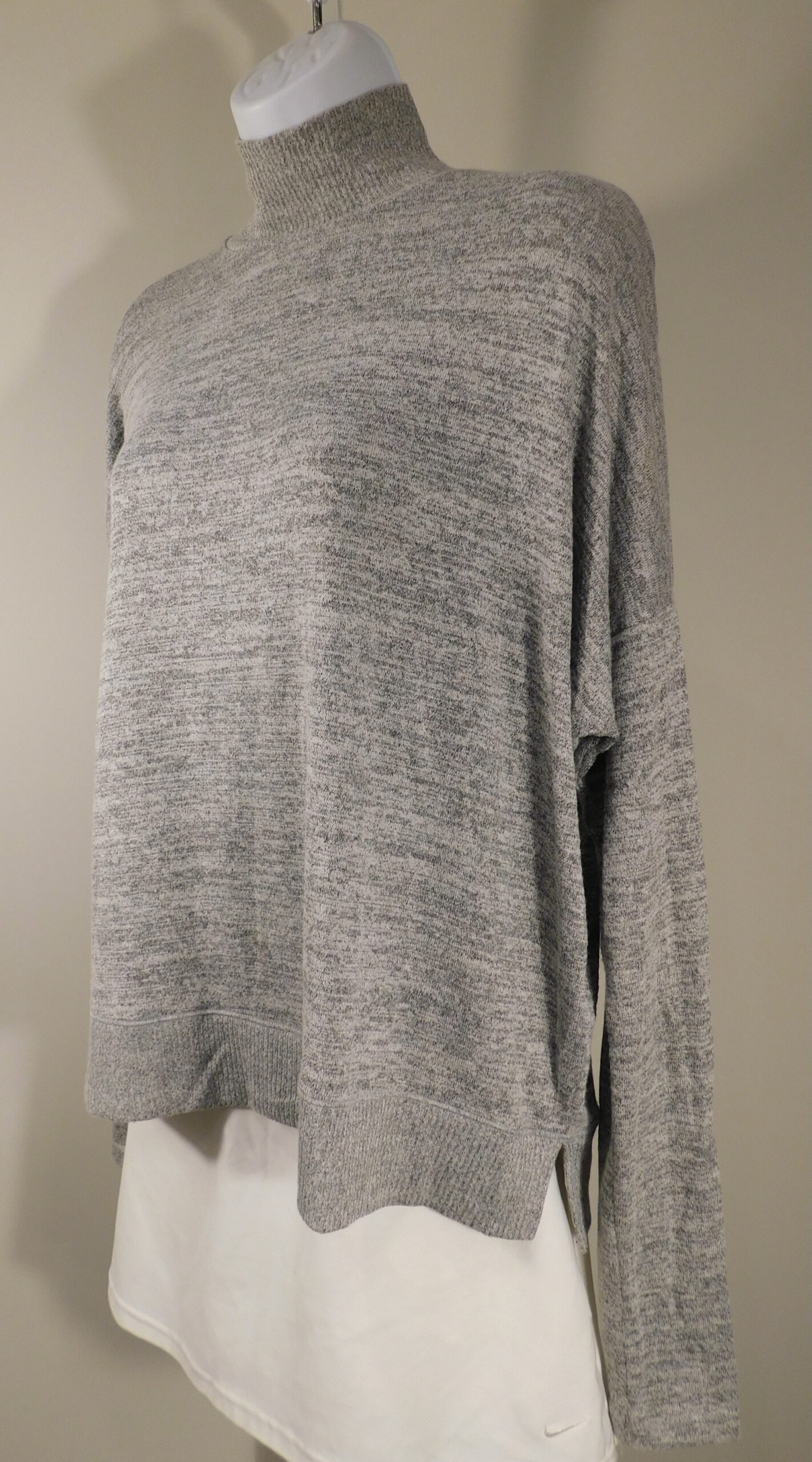 RAG & BONE Women's Light Gray Bowery Dropped-Shoulder Button-back Turtleneck Long Sleeve Sweater Sz M ($165)
