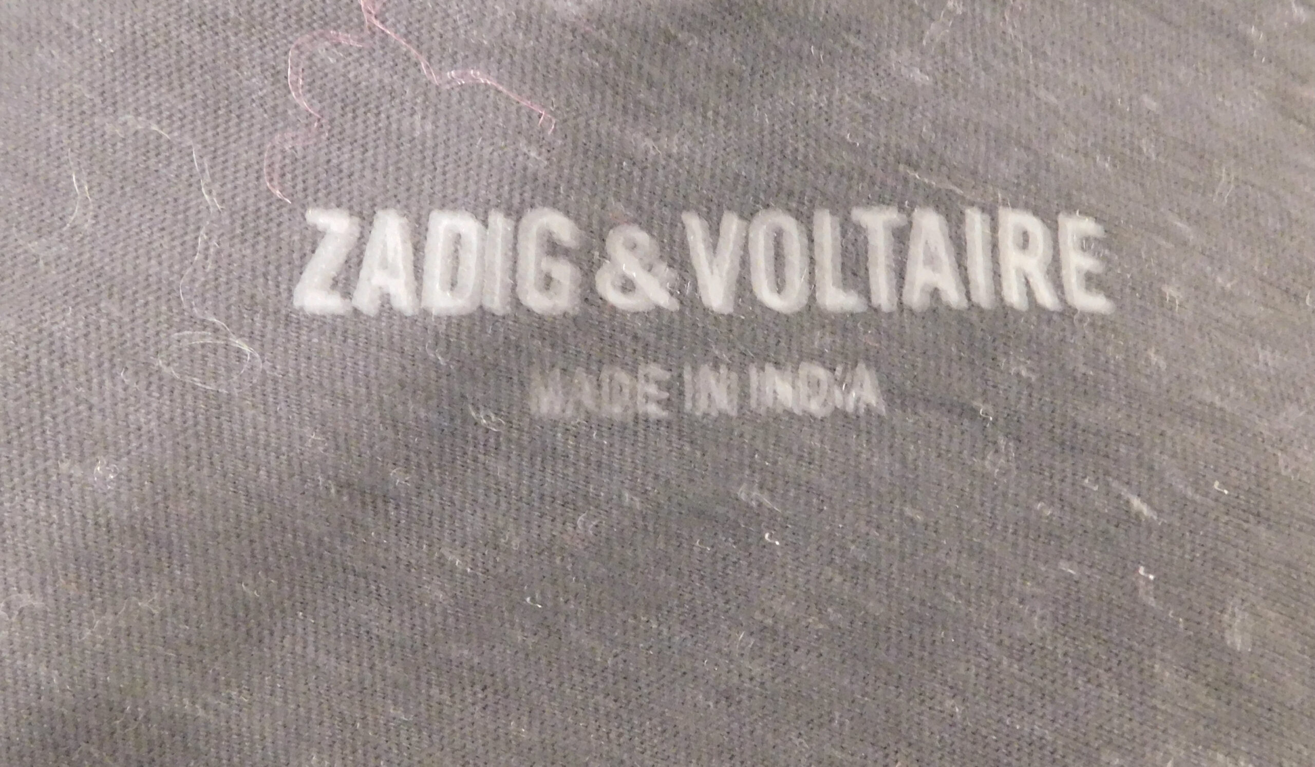 ZADIG & VOLTAIRE Women's Black Skull Short Sleeved V-Neck Cotton T-Shirt Blouse Sz XS - Image 6