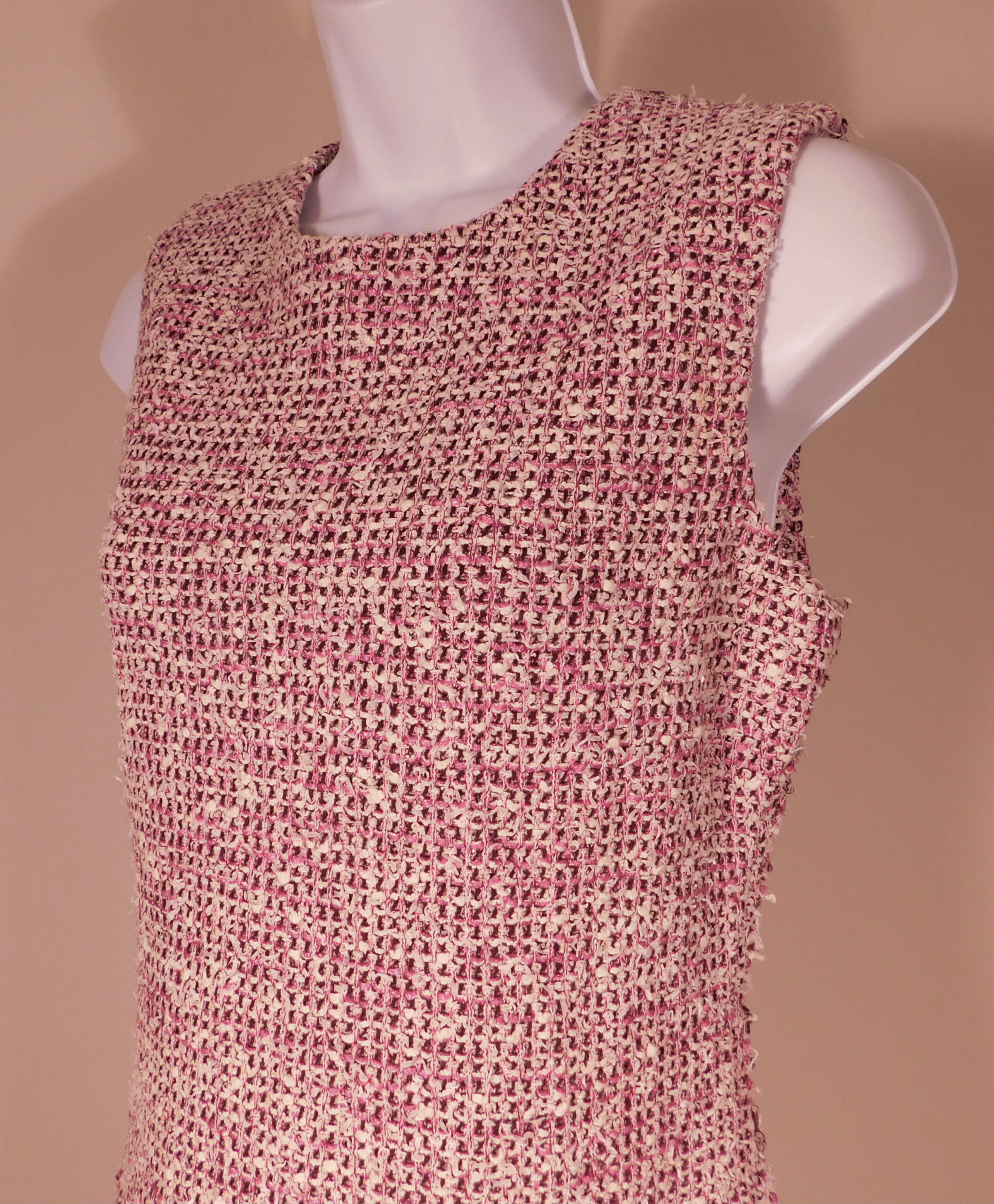 ST JOHN Women's Pink Boucle Sleeveless Dress and Blazer Suit Dress Sz 6 ($3490) - Image 3