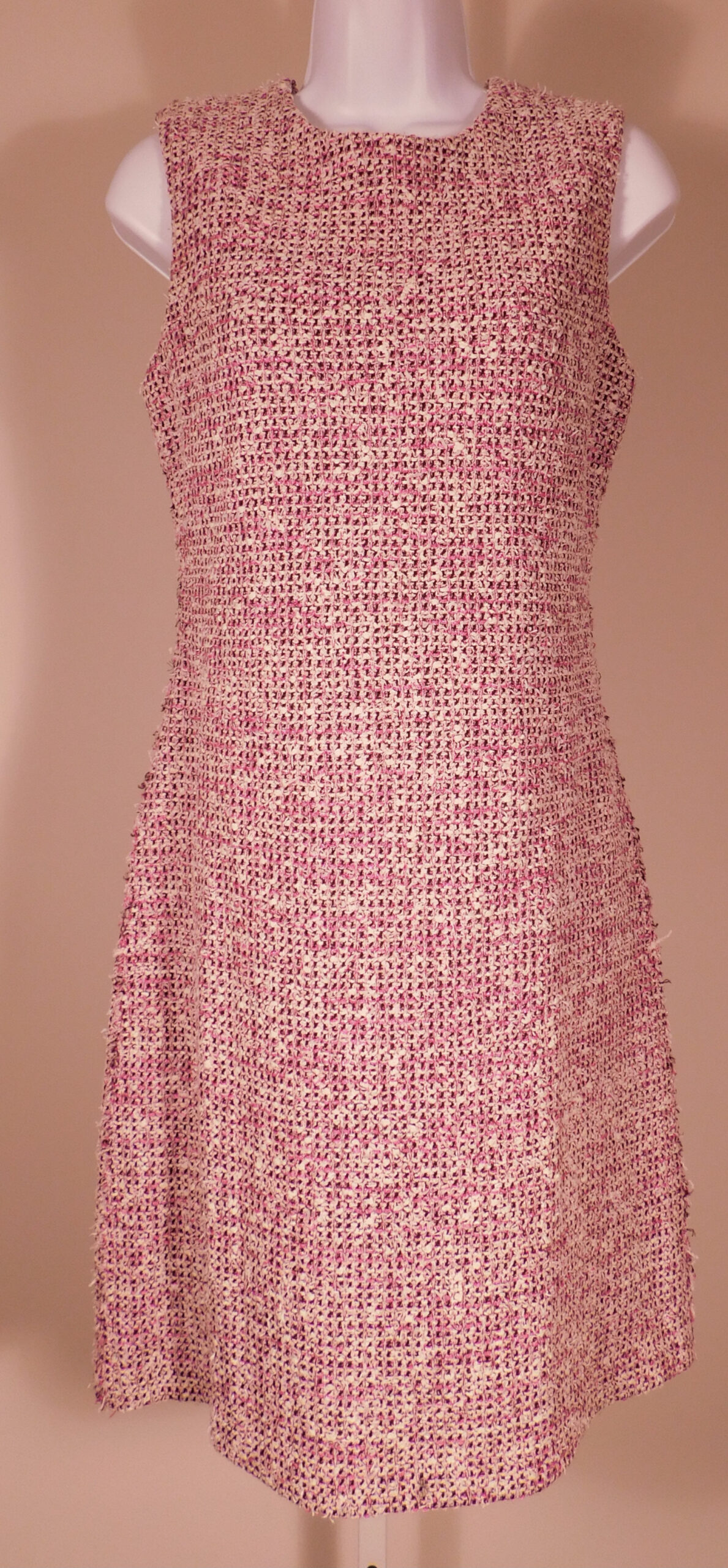 ST JOHN Women's Pink Boucle Sleeveless Dress and Blazer Suit Dress Sz 6 ($3490) - Image 5