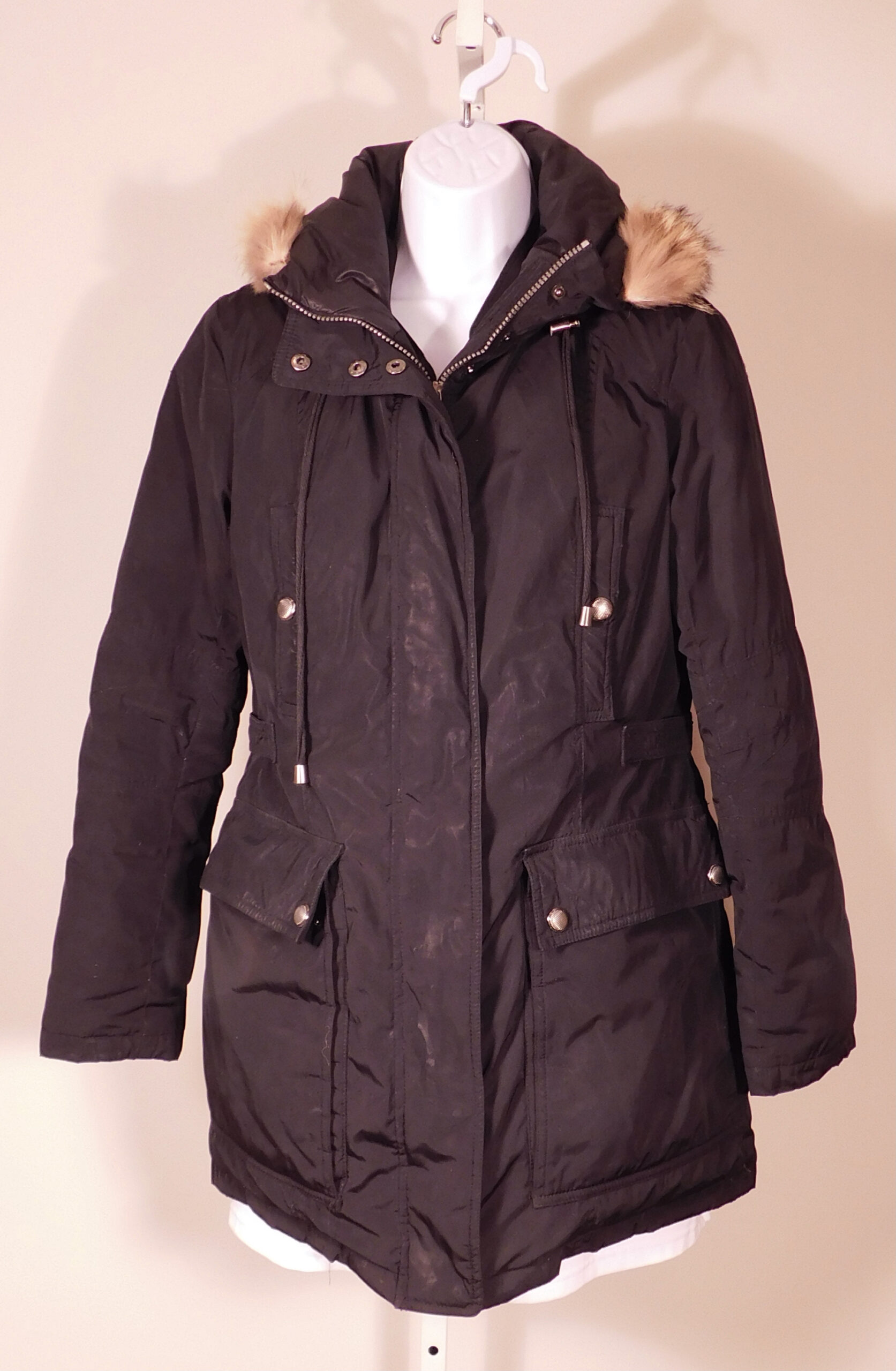 ANDREW MARC Women's Black Full Zip Close Hooded Car Length Down Coat Jacket Sz S - Image 3