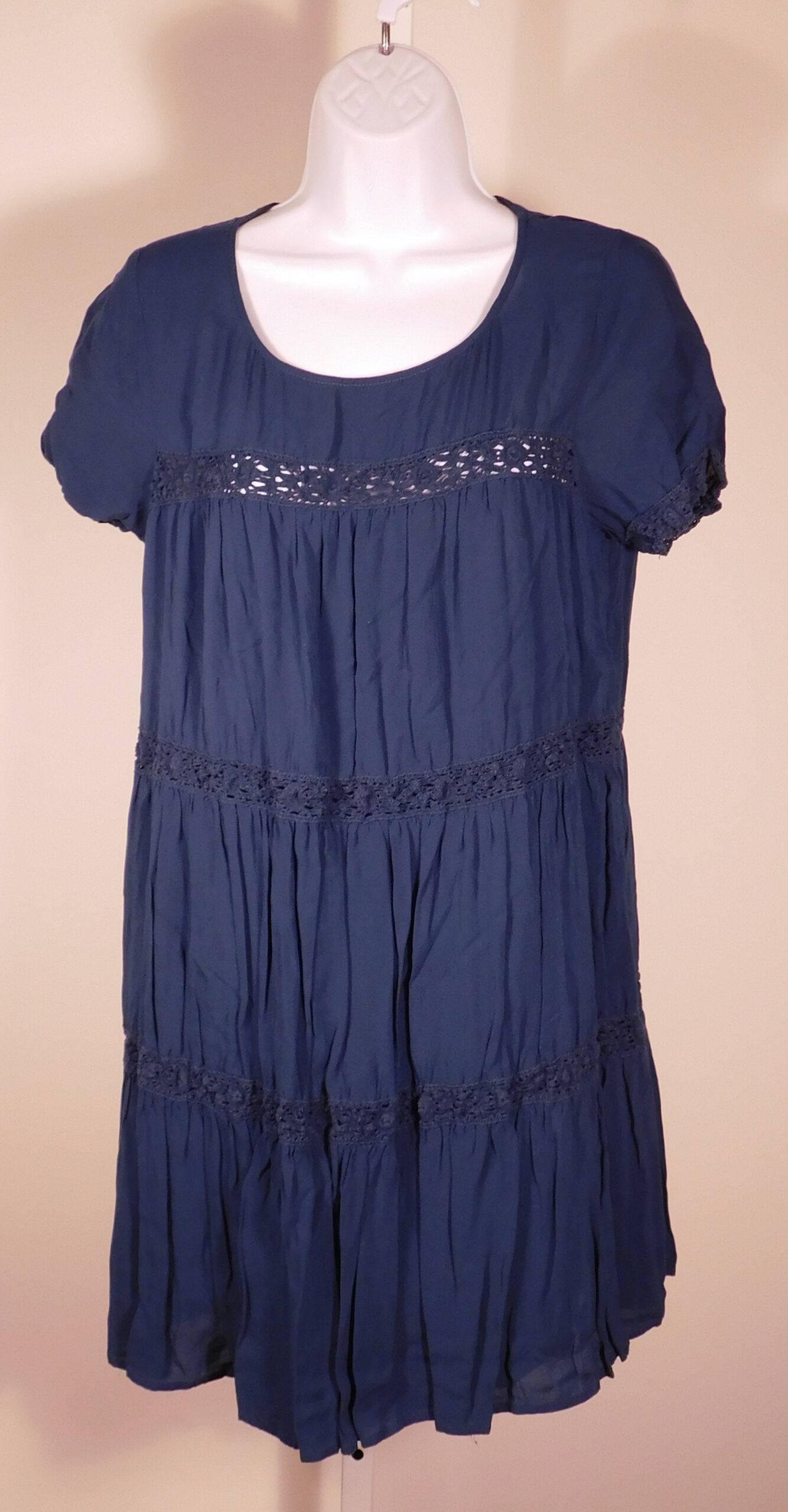 ALICE & UO BY URBAN OUTFITTERS Women's Teal Crochet Contrast Short Sleeve Baby Doll Dress Sz M - Image 4