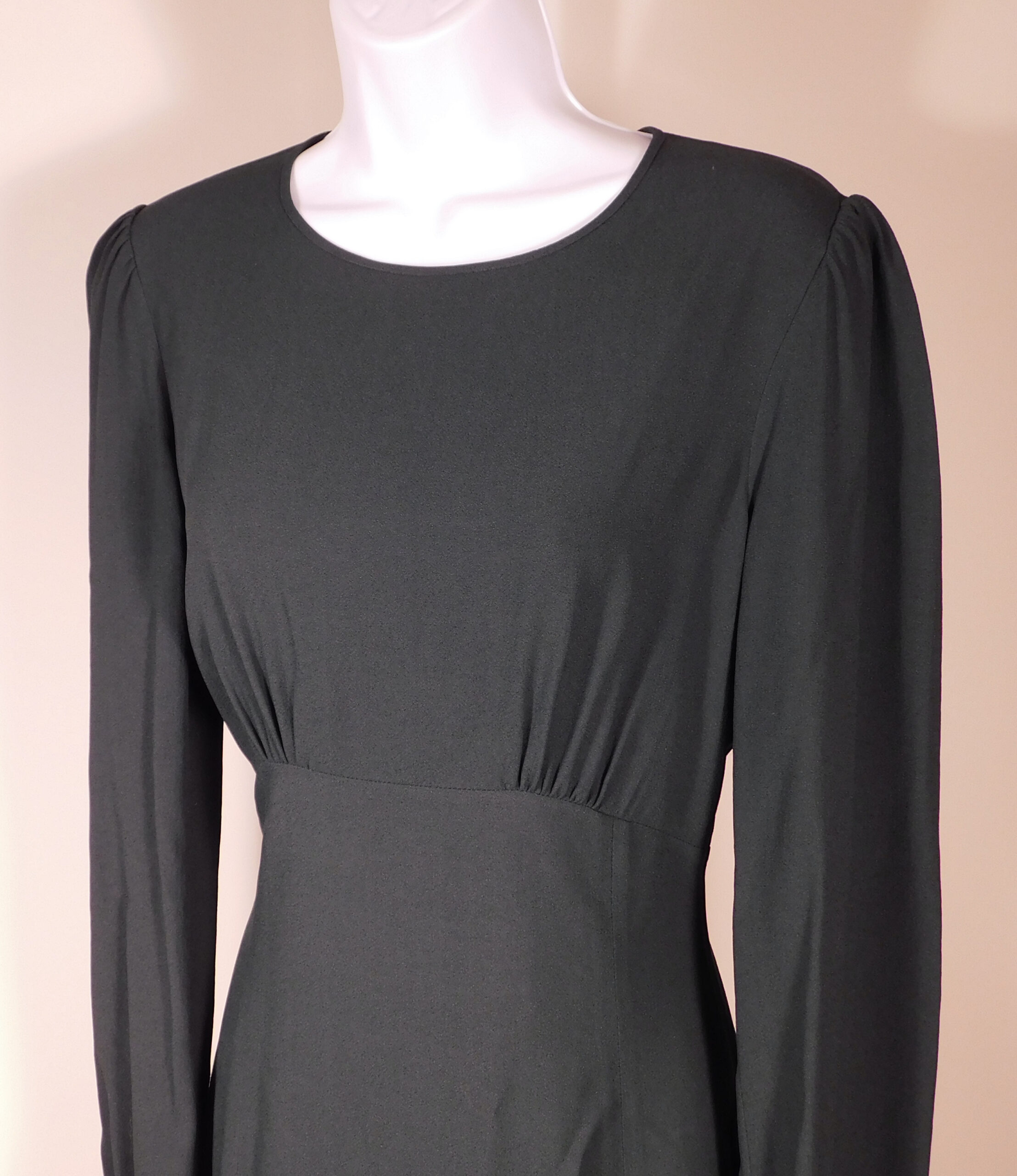 MICHAEL KORS MADE IN ITALY Women's Green Fit and Flare Empire Waist Long Sleeve Embellished Neckline Scoop Neck Dress Sz 4 - Image 5