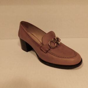 SALVATORE FERRAGAMO Women's Rolo Moc-Toe Block-Heel Loafers Shoe Sz 8.5 ($450)