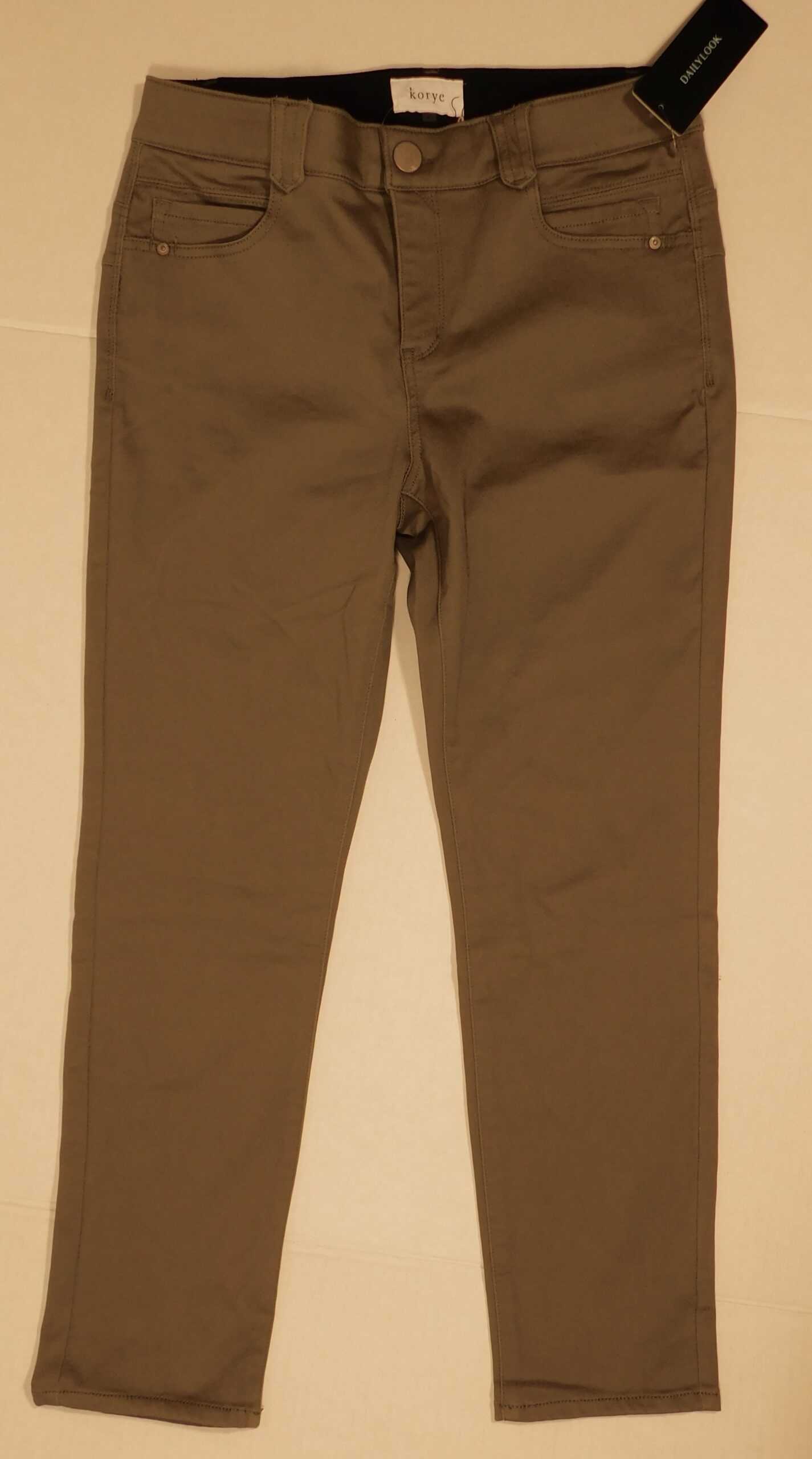 KORYE NWT Women's Army Green 5 Pocket Flat Front Cotton Stretch Straight Leg Pant Sz 4 - Image 3