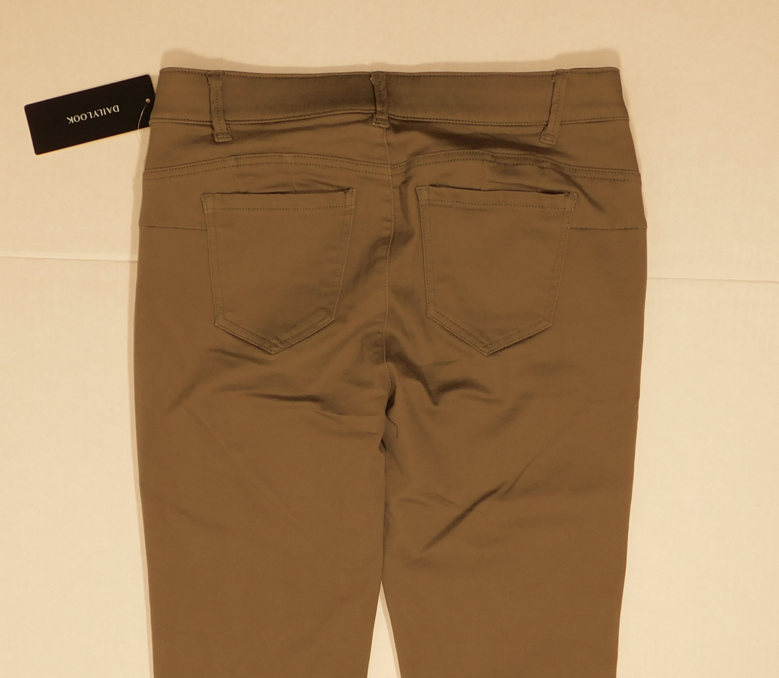 KORYE NWT Women's Army Green 5 Pocket Flat Front Cotton Stretch Straight Leg Pant Sz 4 - Image 6