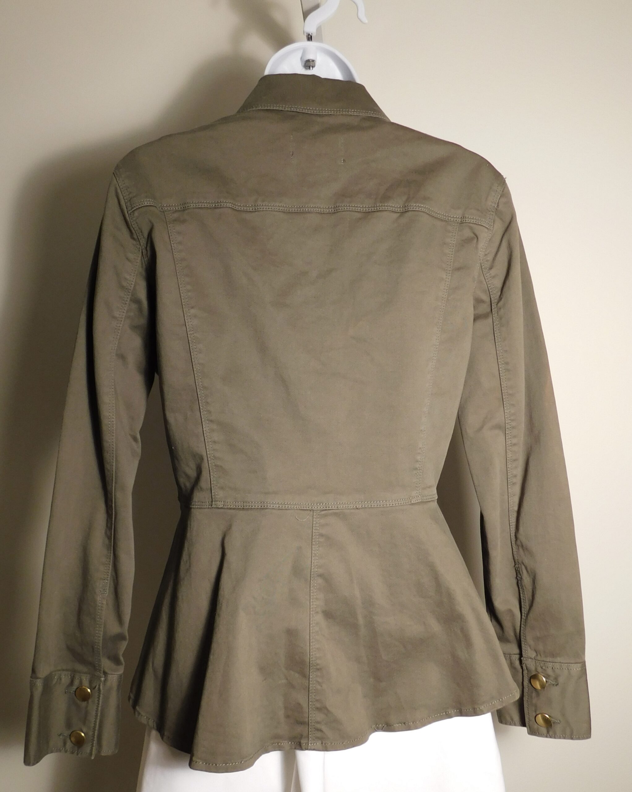 FRAME Women's Army Green Denim Button Front Peplum Jacket Sz M ($350) - Image 4