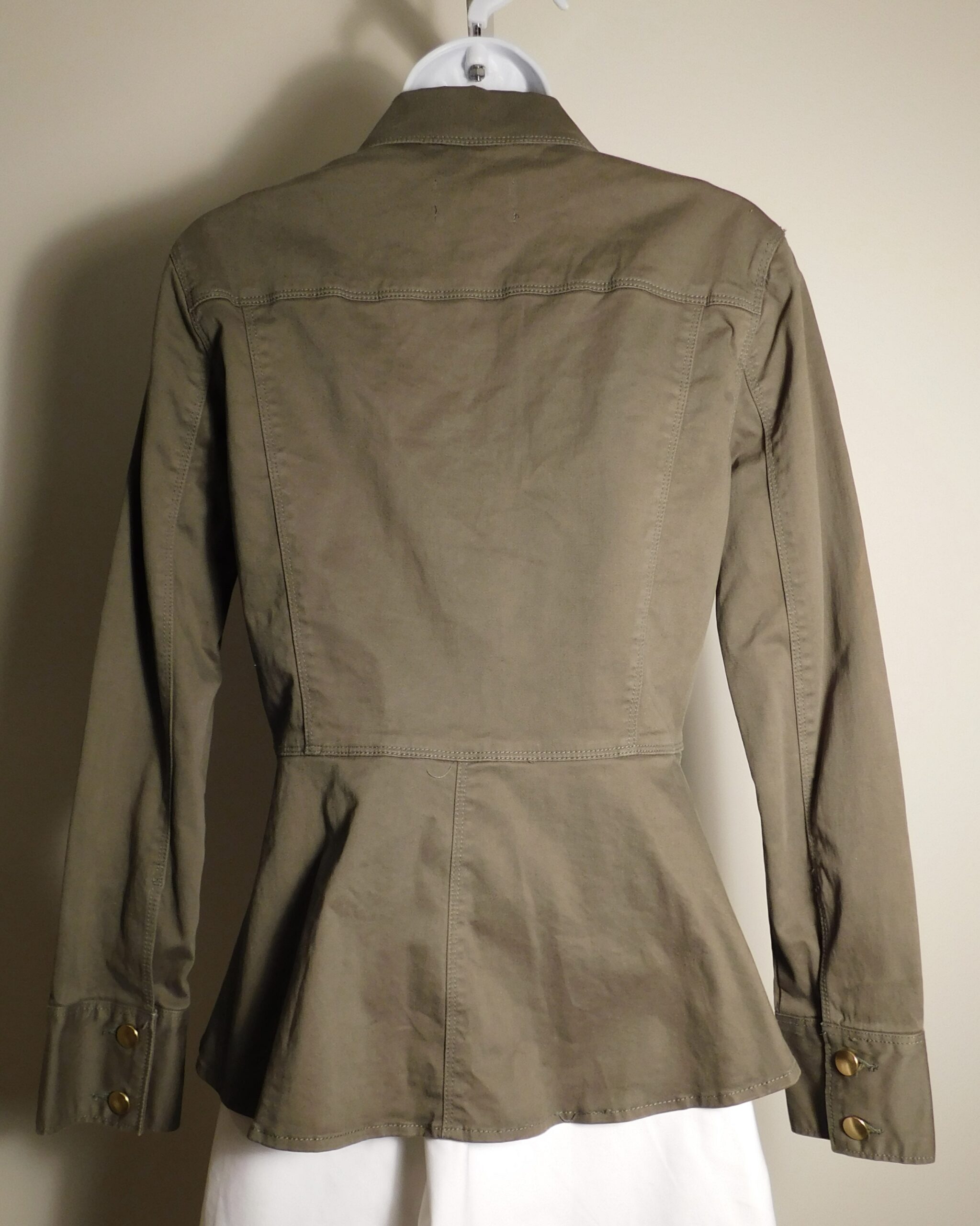 FRAME Women's Army Green Denim Button Front Peplum Jacket Sz M ($350) - Image 5