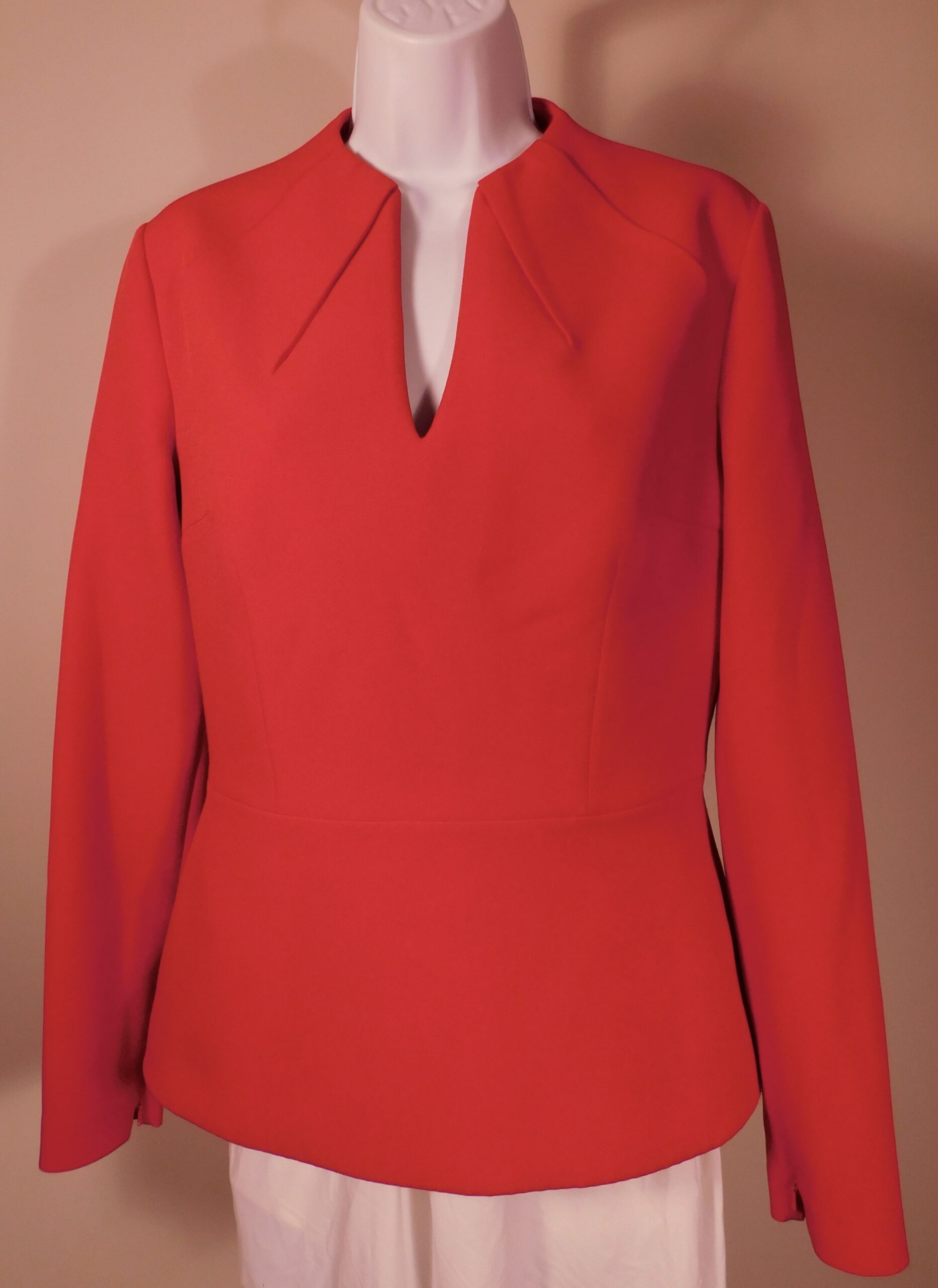 SAFIYAA Women's Red Crepe V-Neck Long Sleeve Peplum Top Sz 6 ($1300) - Image 4