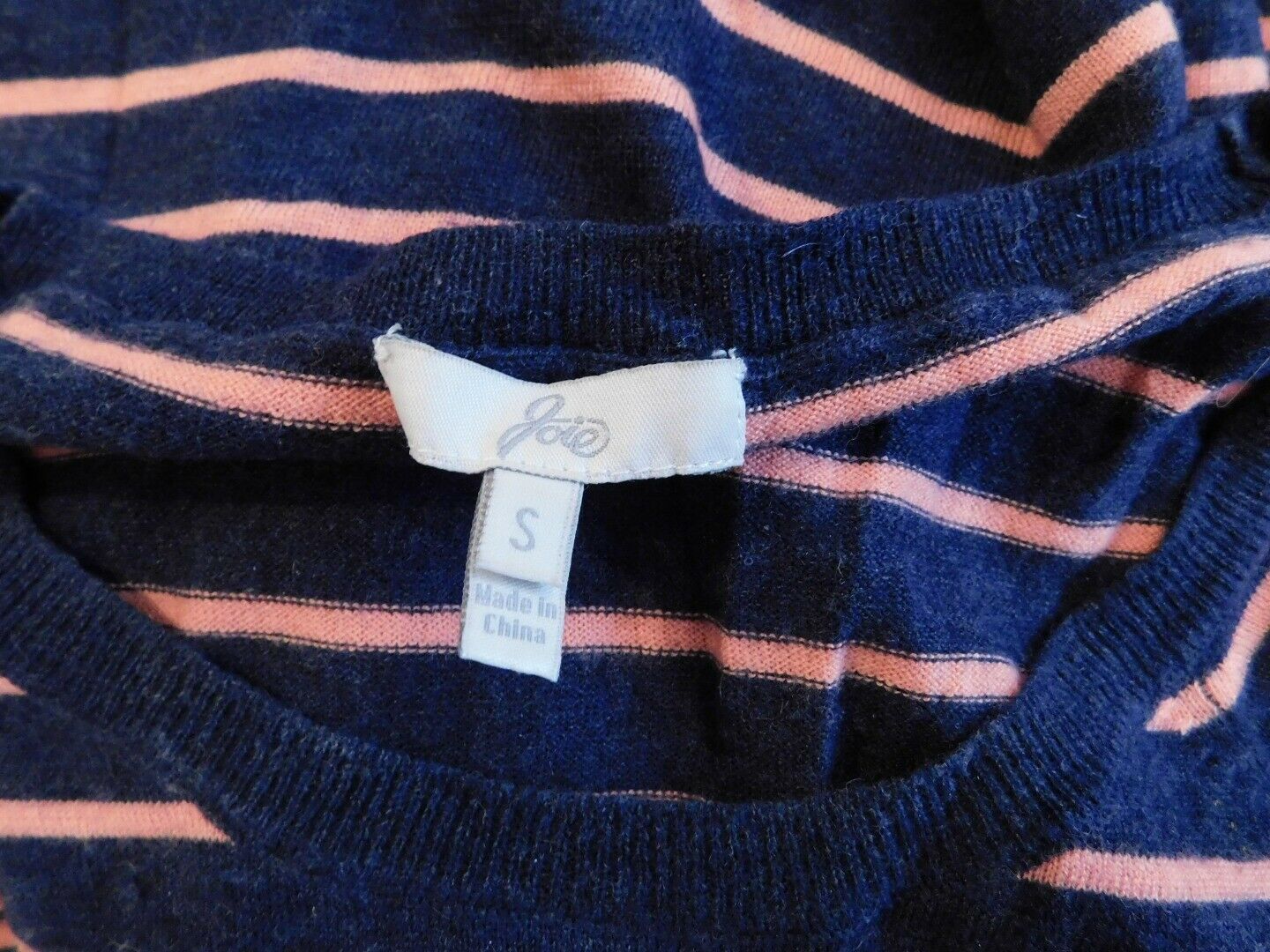 JOIE Women's Navy & Salmon Striped Raglan Sleeve Sweater Sz S - Image 7