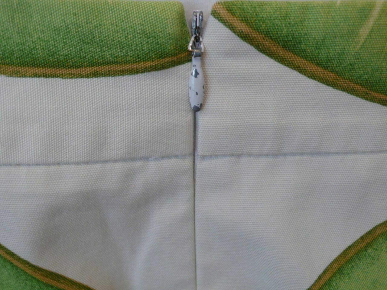 JUDY LEE COLE Ivory Green Kiwi Print Cotton Mini Skirt Sz 8 - Image 5