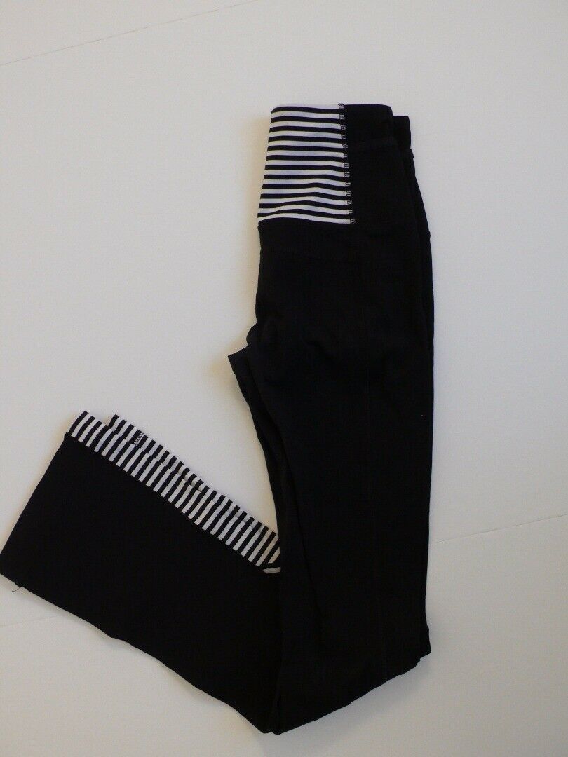 LULULEMON ATHLETICS Black W Black/White Striped Panels Wide Waist Pant Sz 4