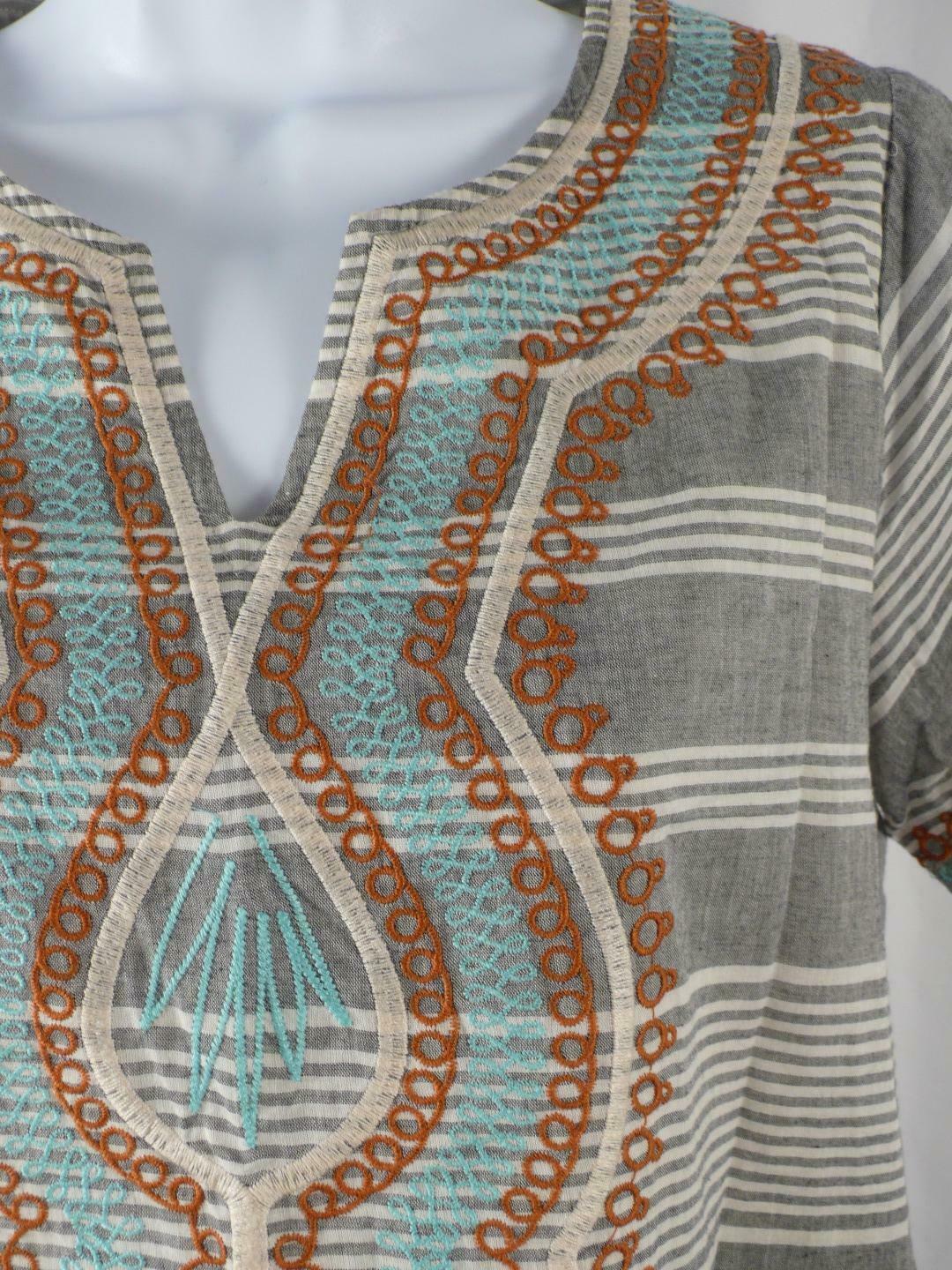 THML Women's Gray Ivory Striped Embroidered Short Slve V-Neck Cotton Dress Sz XS - Image 6