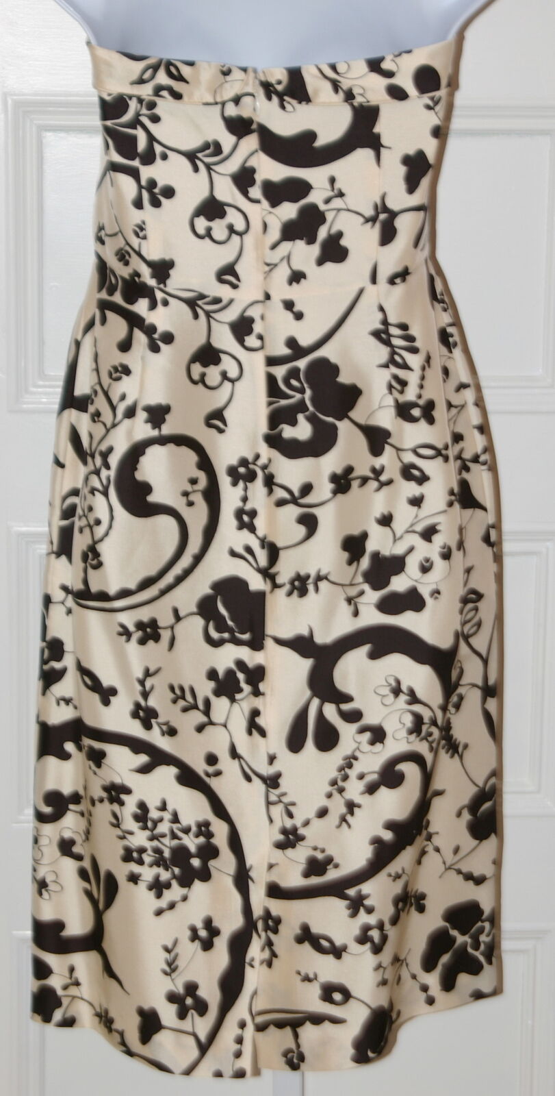 TIBI Black & Ivory Floral Silk Strapless Dress Black Velvet Bow Sz 4 - Image 5